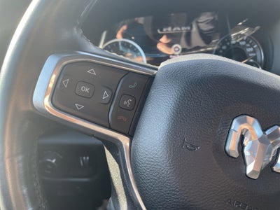 2023 RAM 1500 Laramie Crew Cab 4x4 5'7' Box