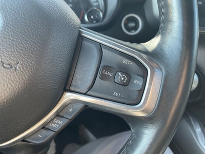 2023 RAM 1500 Laramie Crew Cab 4x4 5'7' Box