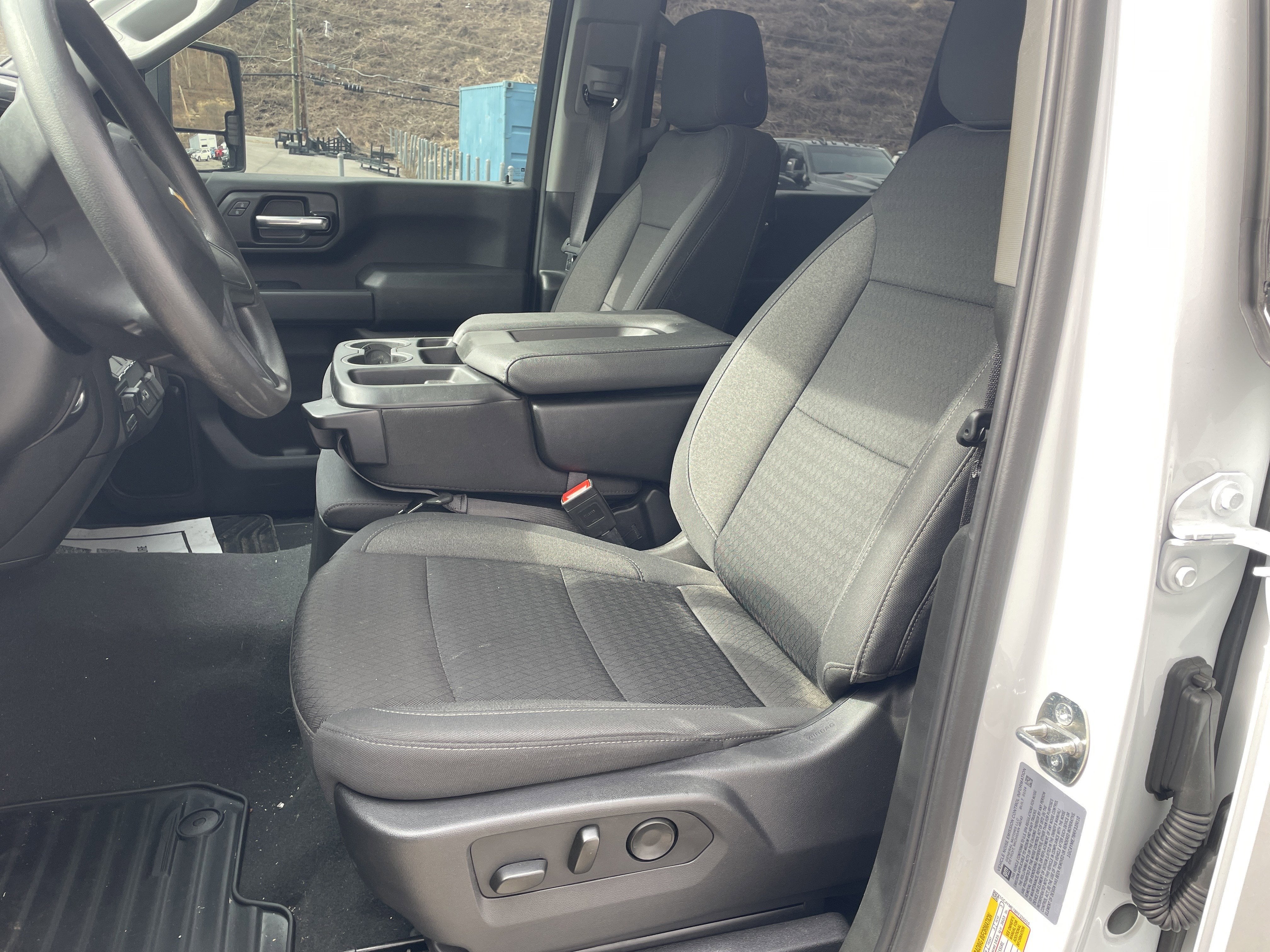 2024 Chevrolet Silverado 2500HD 4WD Crew Cab Standard Bed Custom