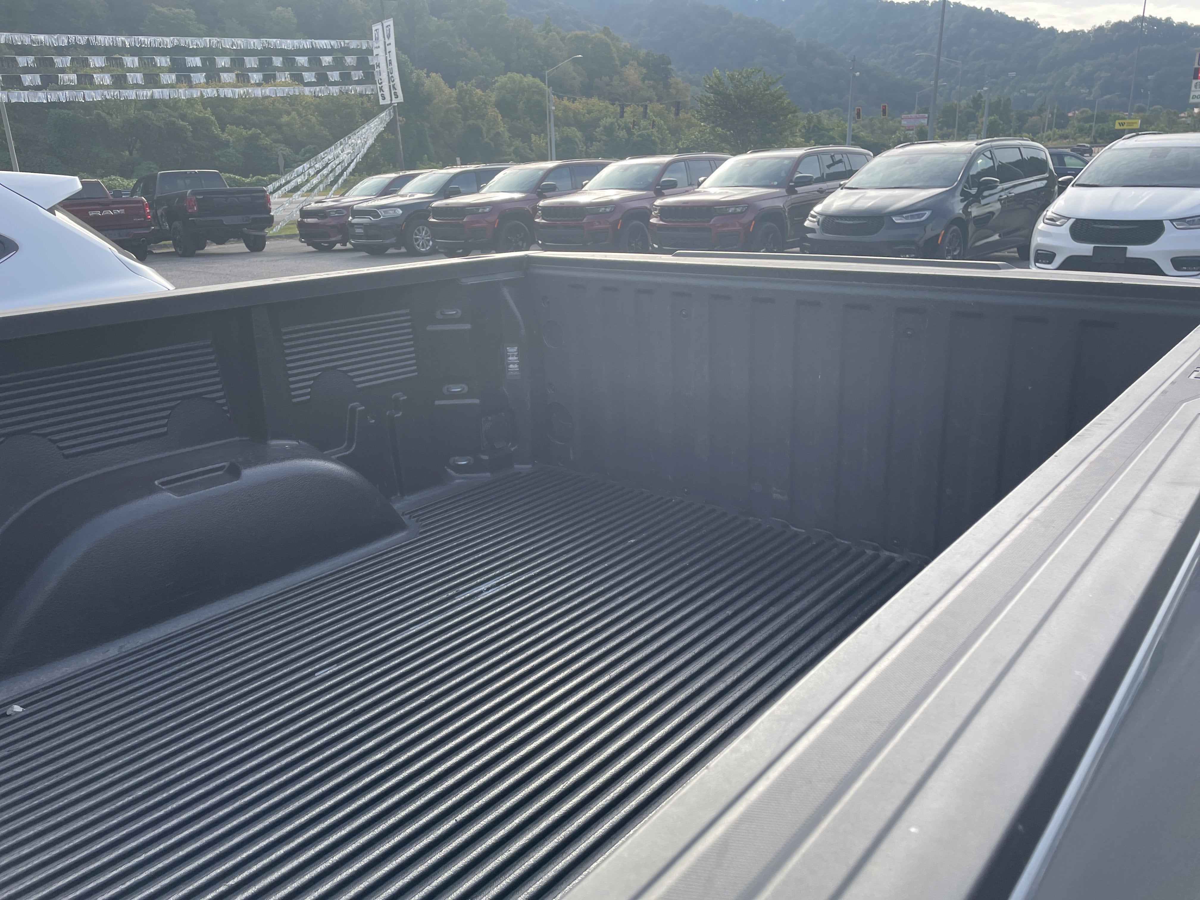 2025 Chevrolet Silverado 1500 4WD Crew Cab Standard Bed LT