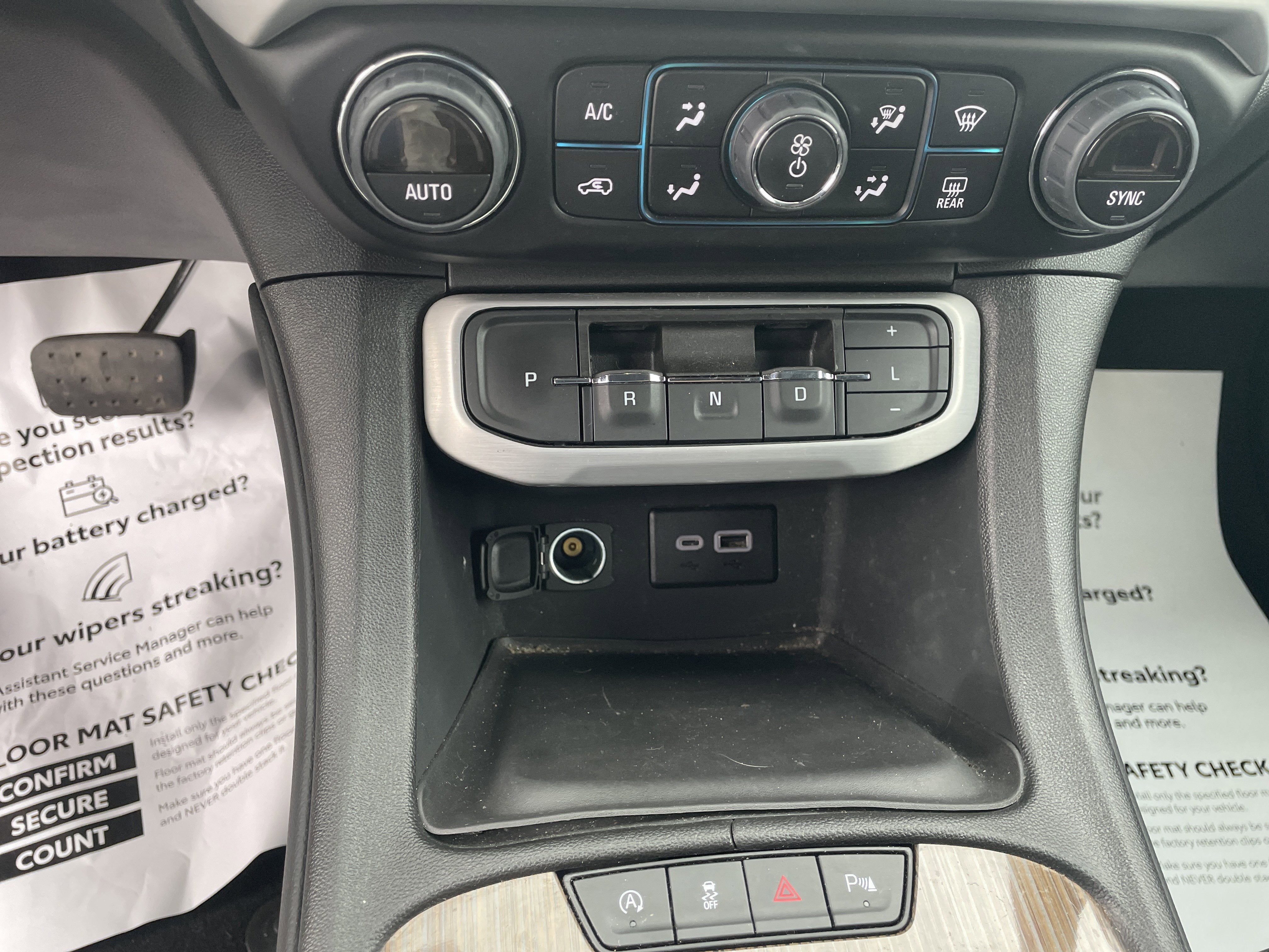 2023 GMC Acadia FWD SLE