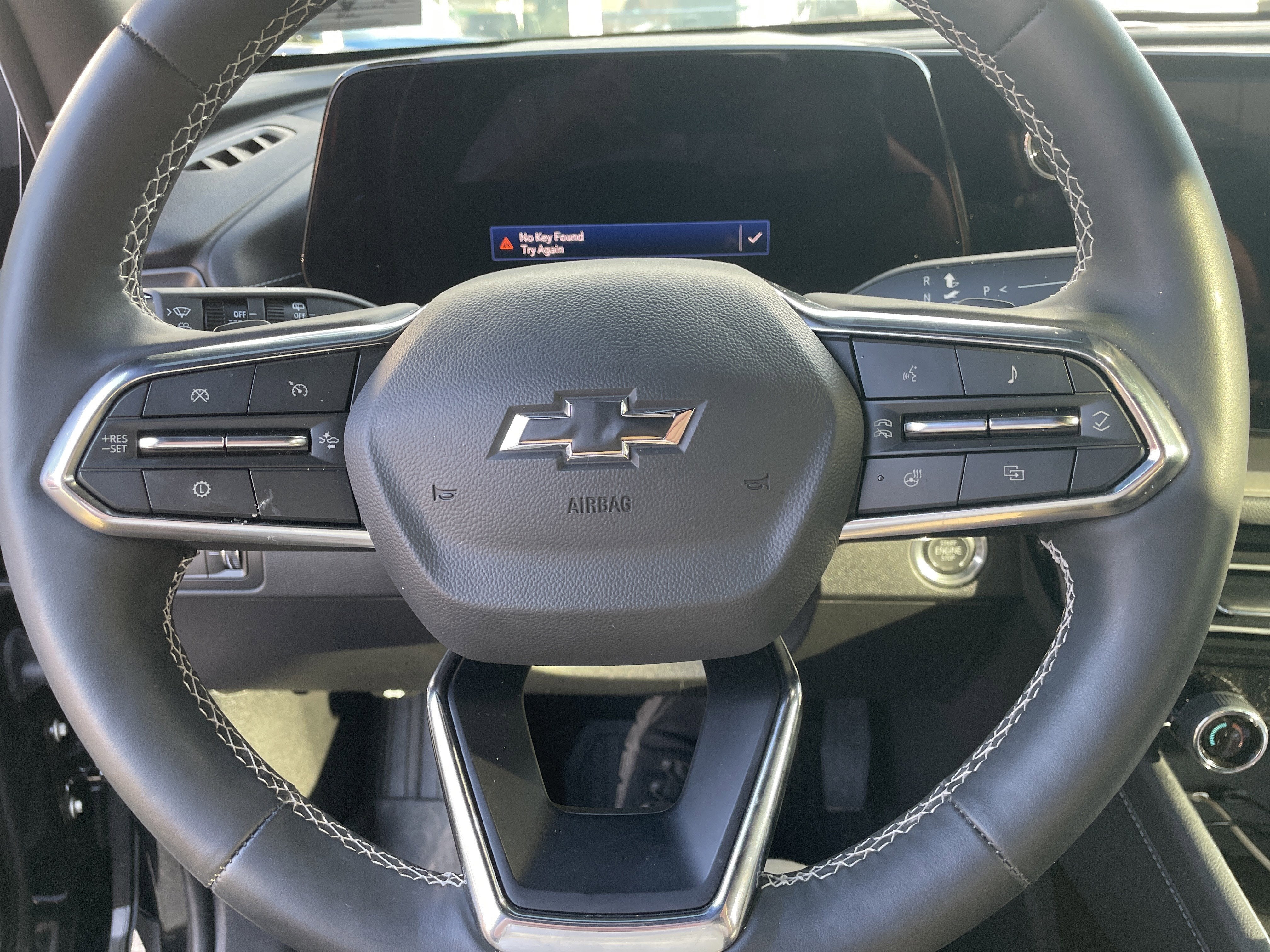 2025 Chevrolet Traverse AWD LT