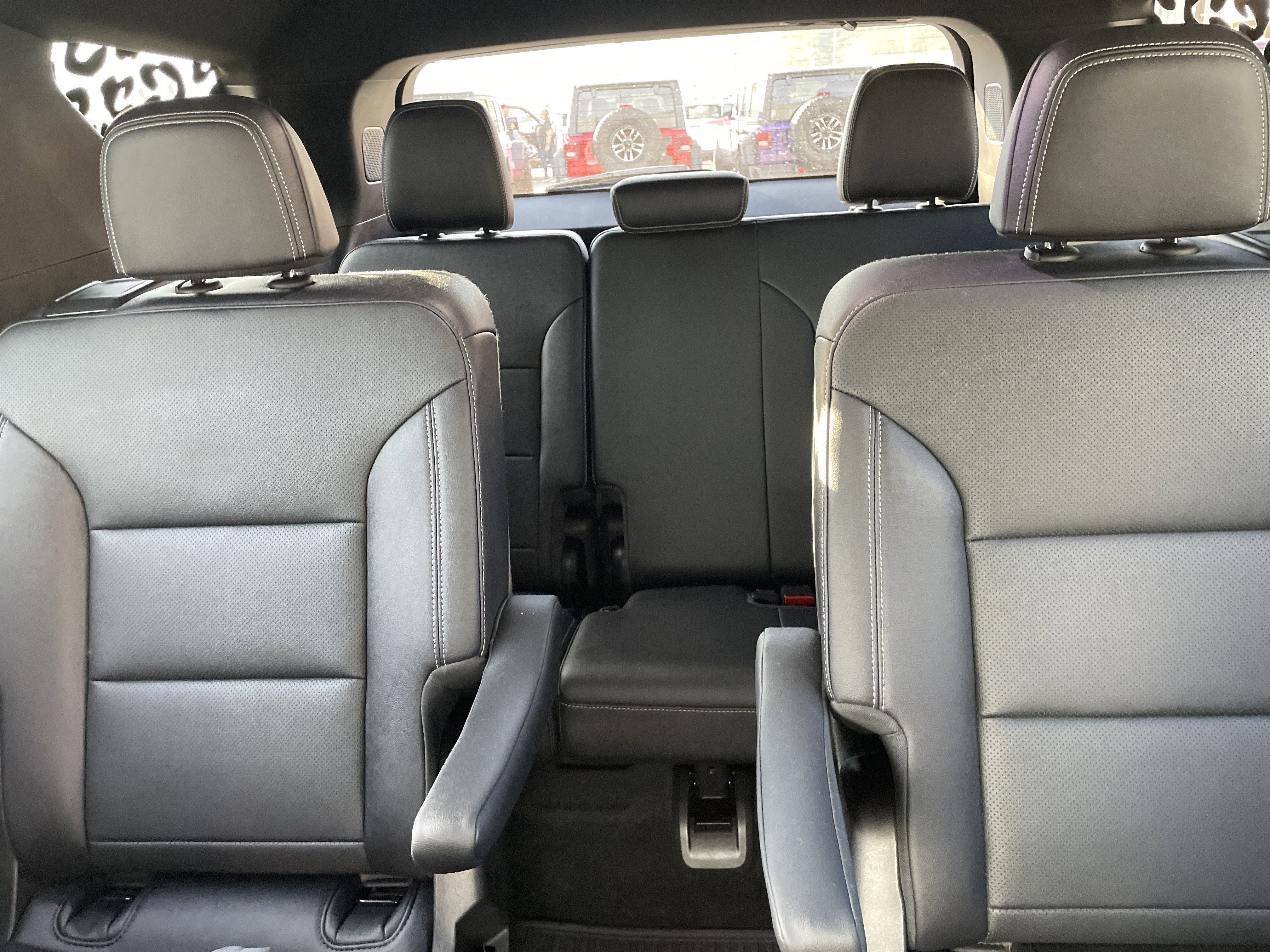 2025 Chevrolet Traverse AWD LT