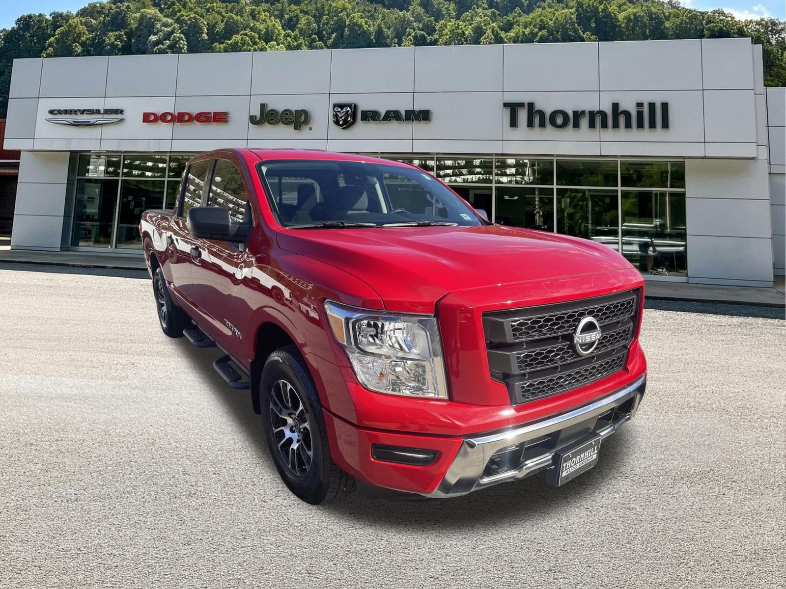 2024 Nissan Titan SV