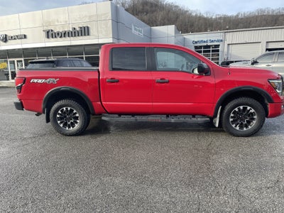 2021 Nissan TITAN Crew Cab PRO-4X 4x4