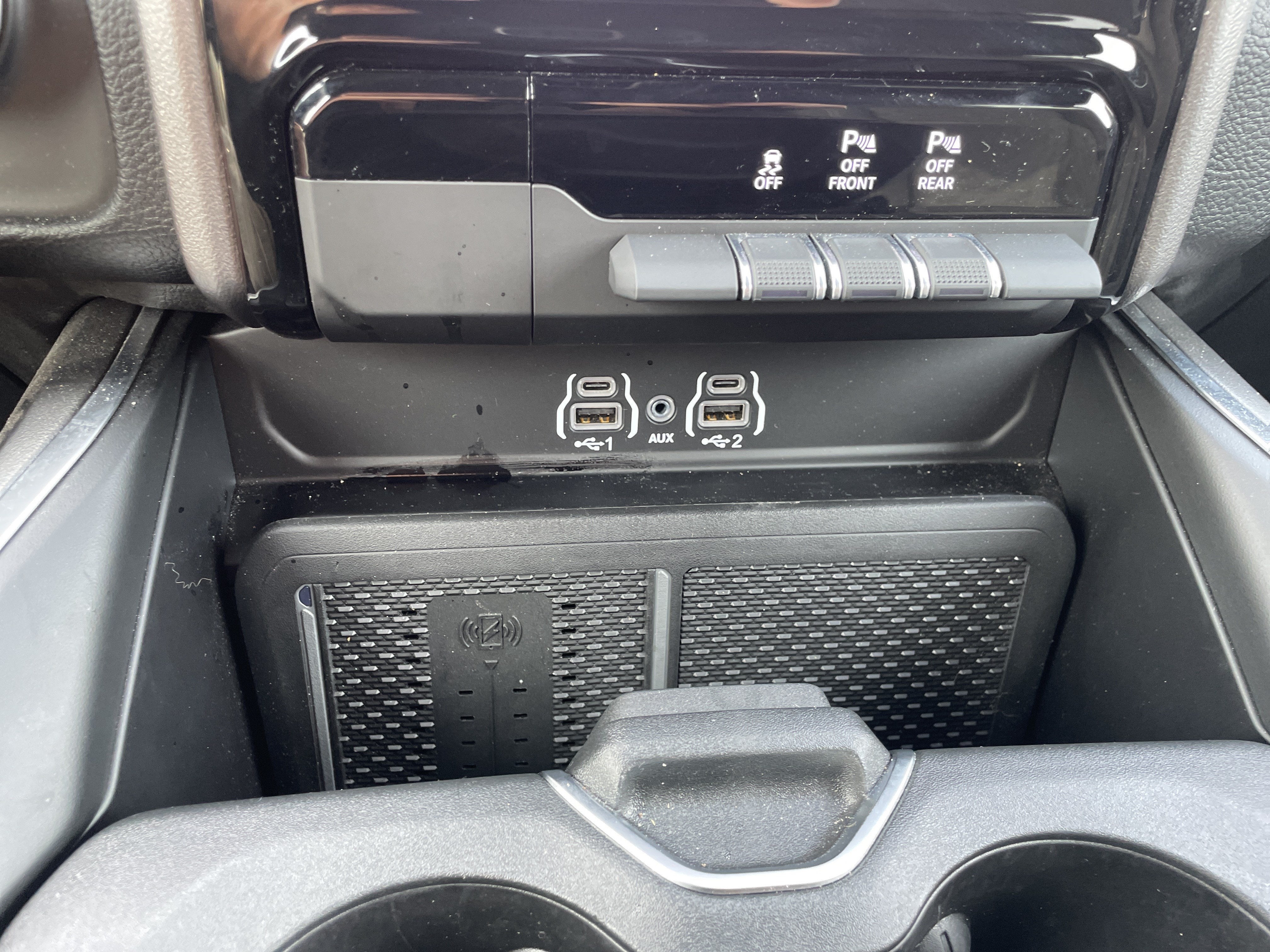 2026 RAM 1500 Big Horn Crew Cab 4x4 5'7' Box