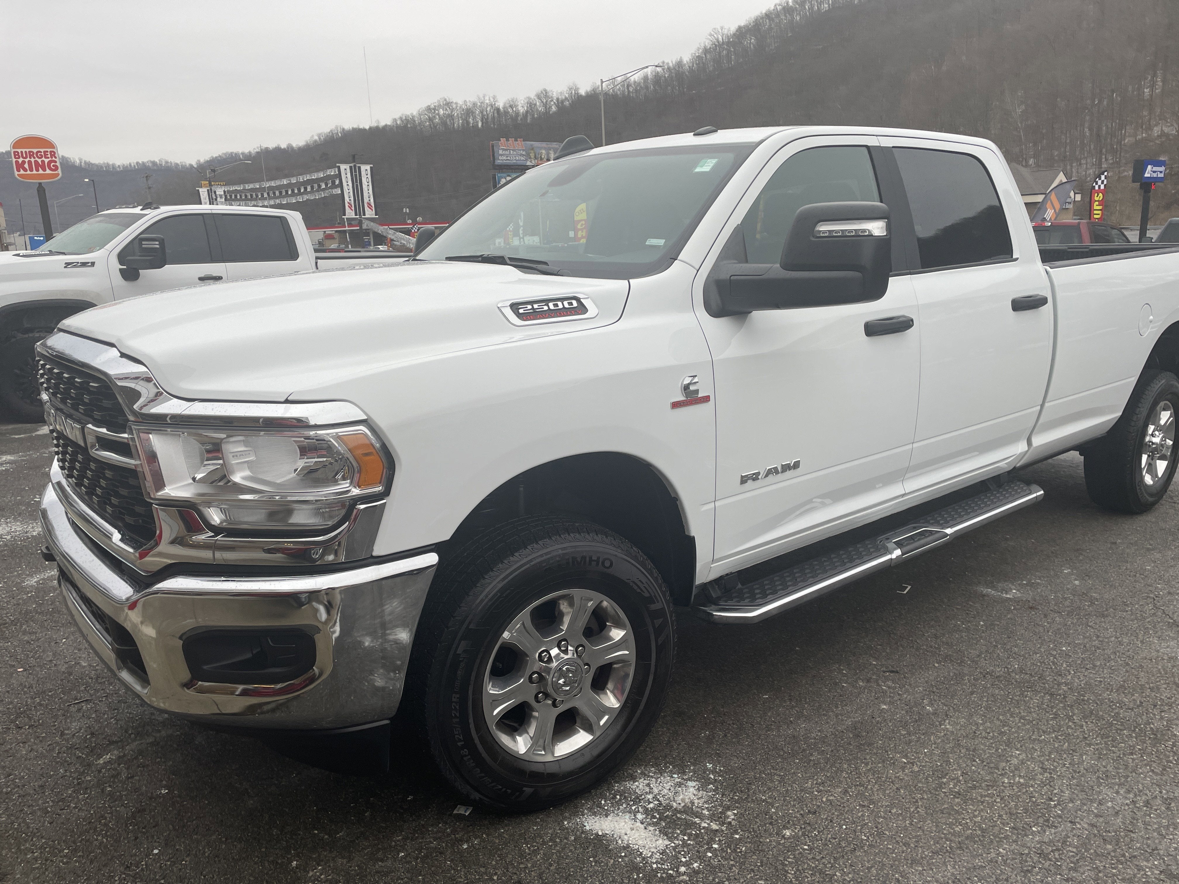 2024 RAM 2500 Big Horn Crew Cab 4x4 8' Box