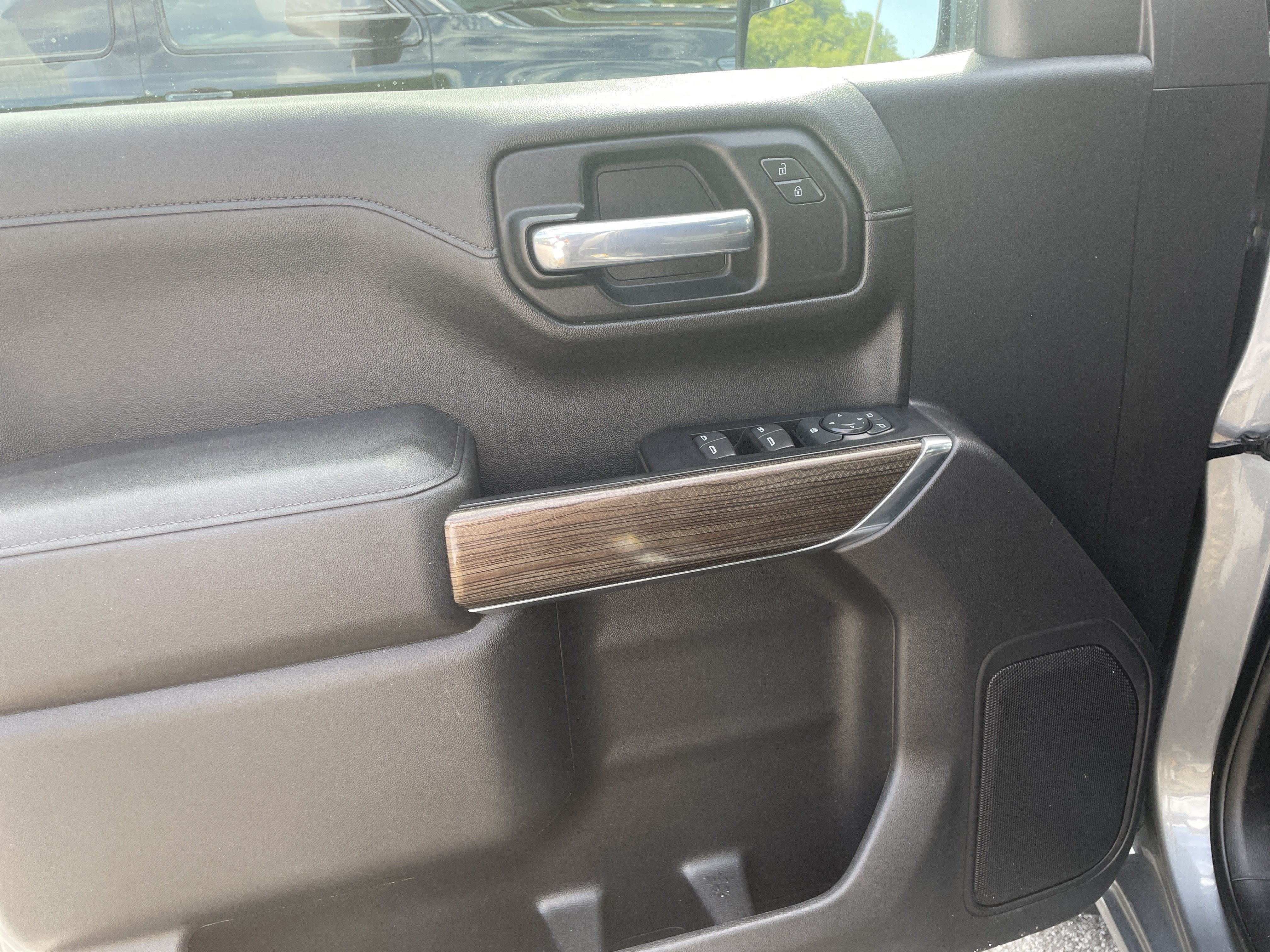 2022 Chevrolet Silverado 1500 LTD 4WD Crew Cab Short Bed LT Trail Boss