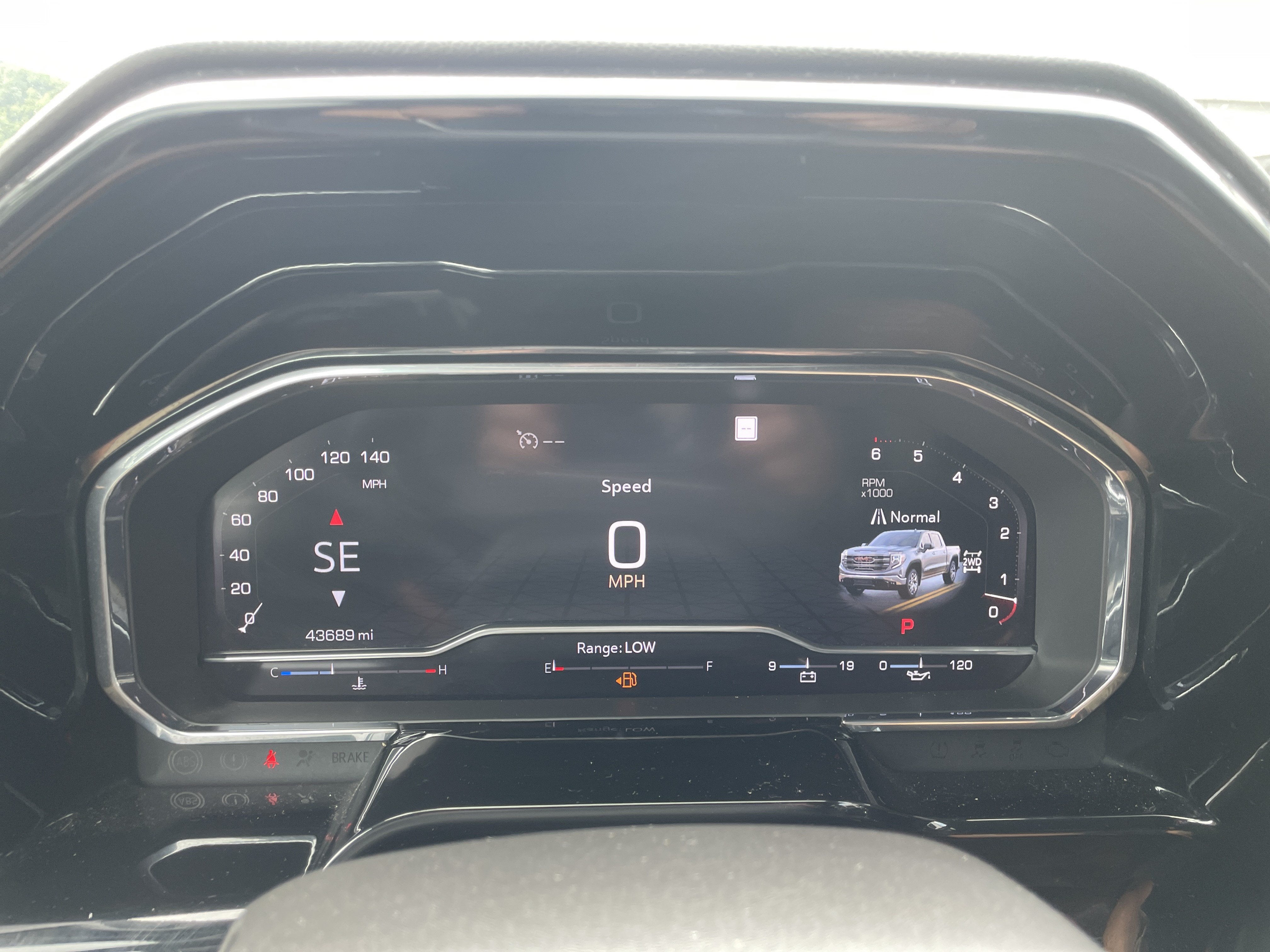2023 GMC Sierra 1500 4WD Crew Cab Short Box Elevation with 3SB