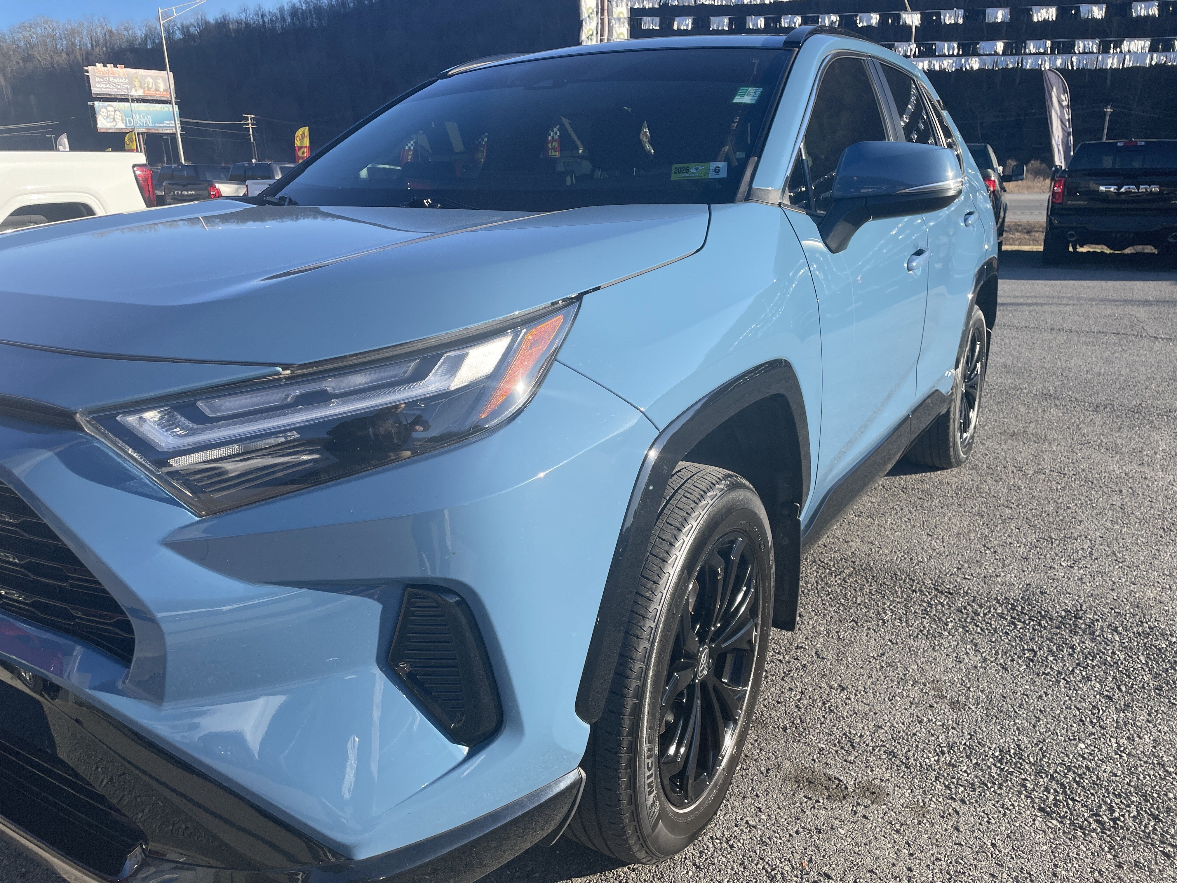 2022 Toyota RAV4 Hybrid SE