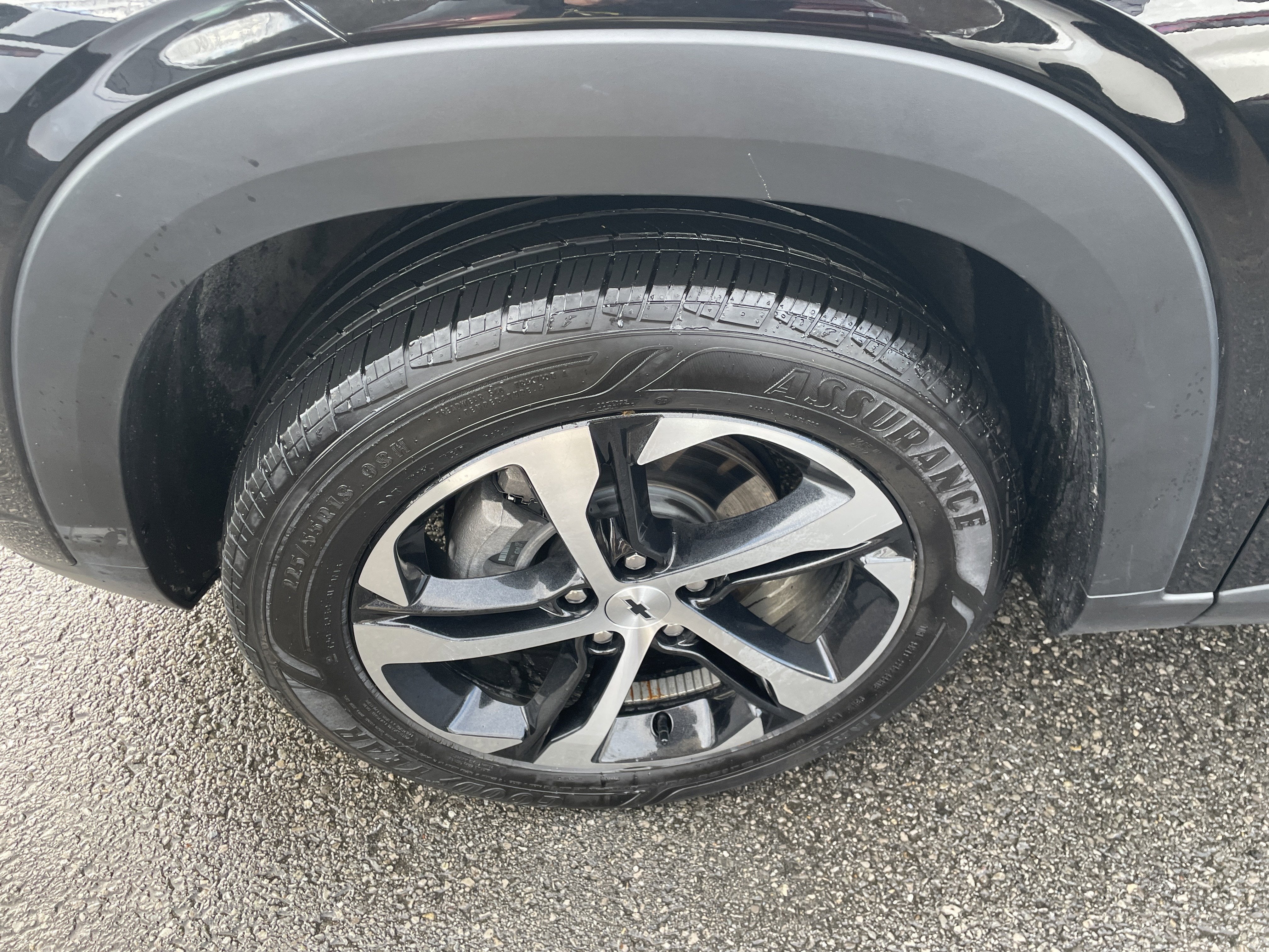 2025 Chevrolet Trax FWD LT