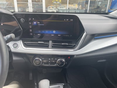 2025 Chevrolet Trax FWD LT