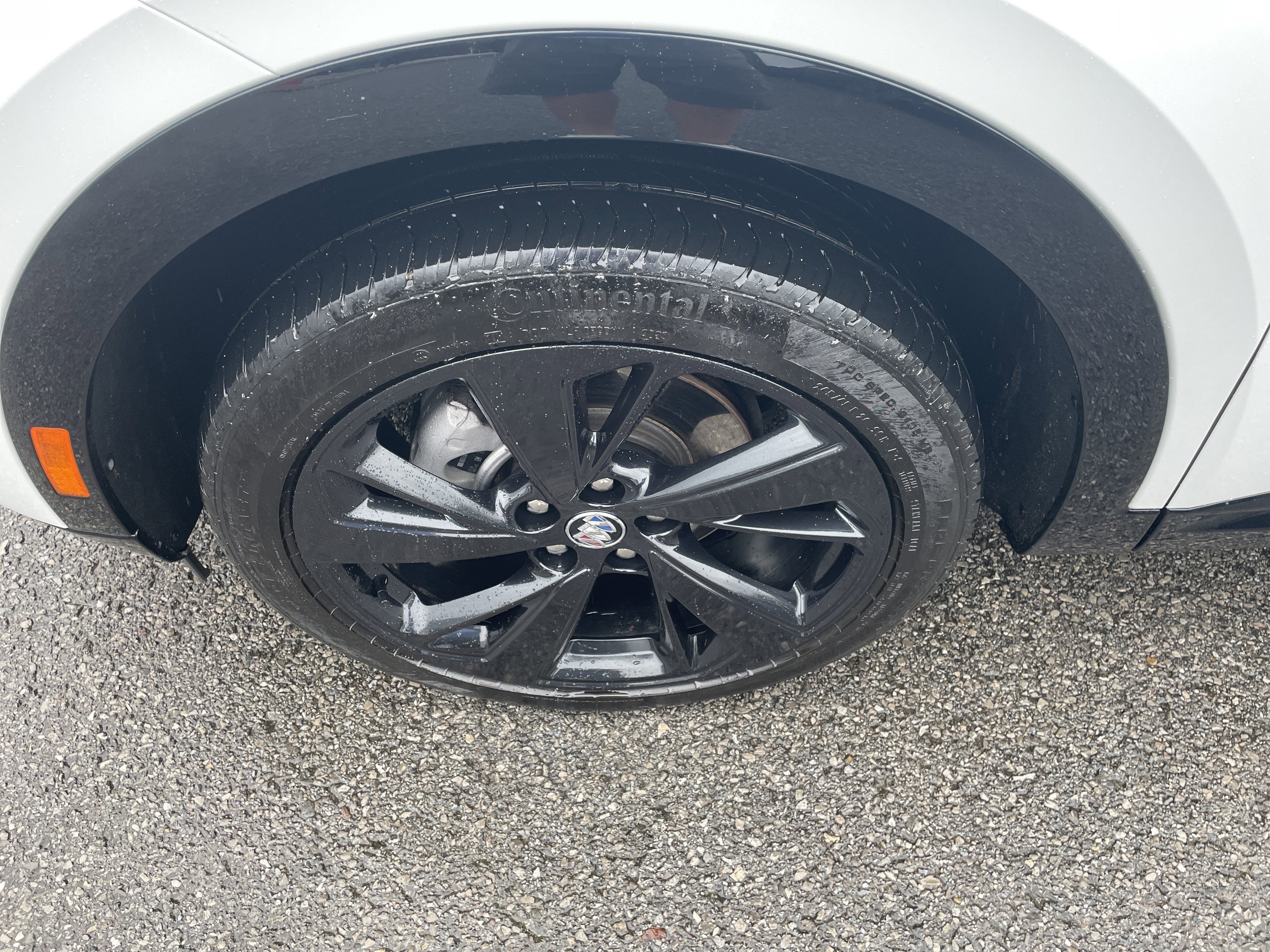 2023 Buick Envision Essence AWD