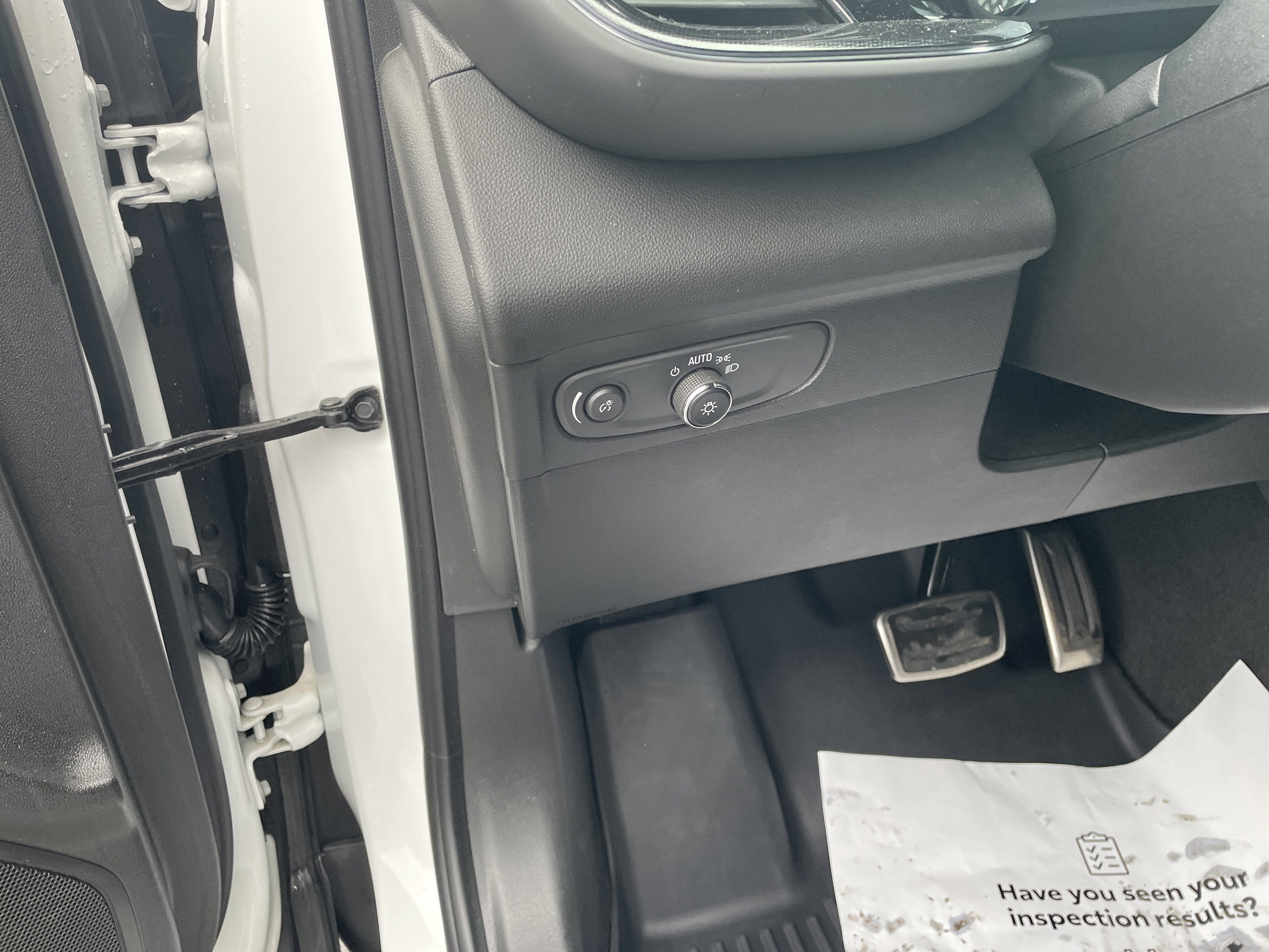 2023 Buick Envision Essence AWD