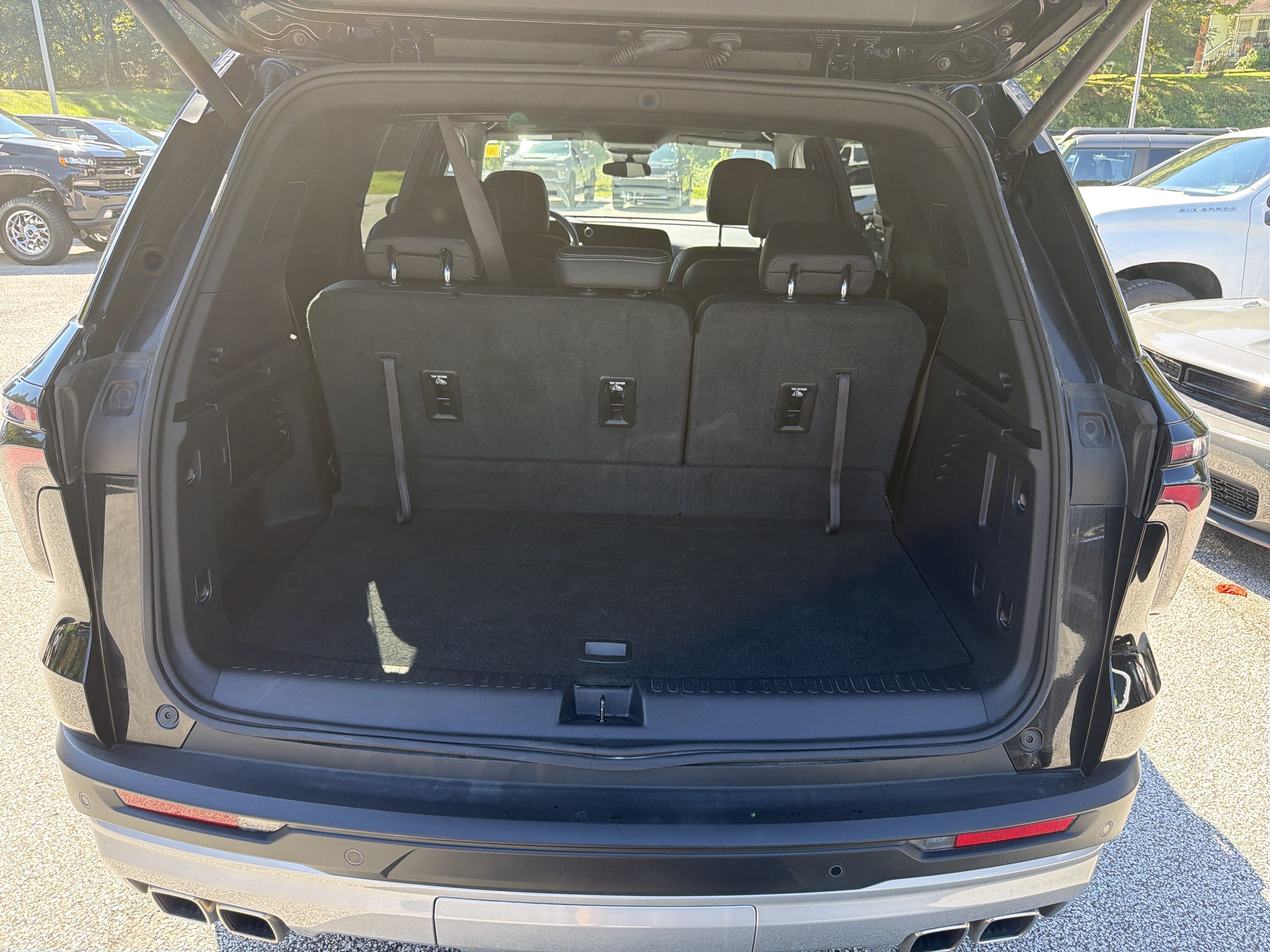 2026 Chevrolet Traverse AWD LT