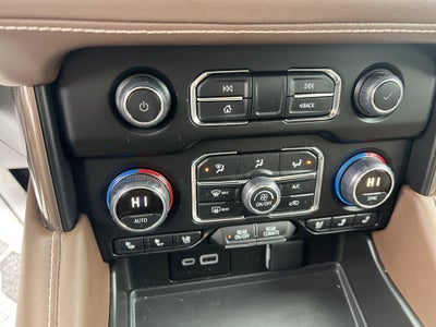 2024 Chevrolet Suburban High Country