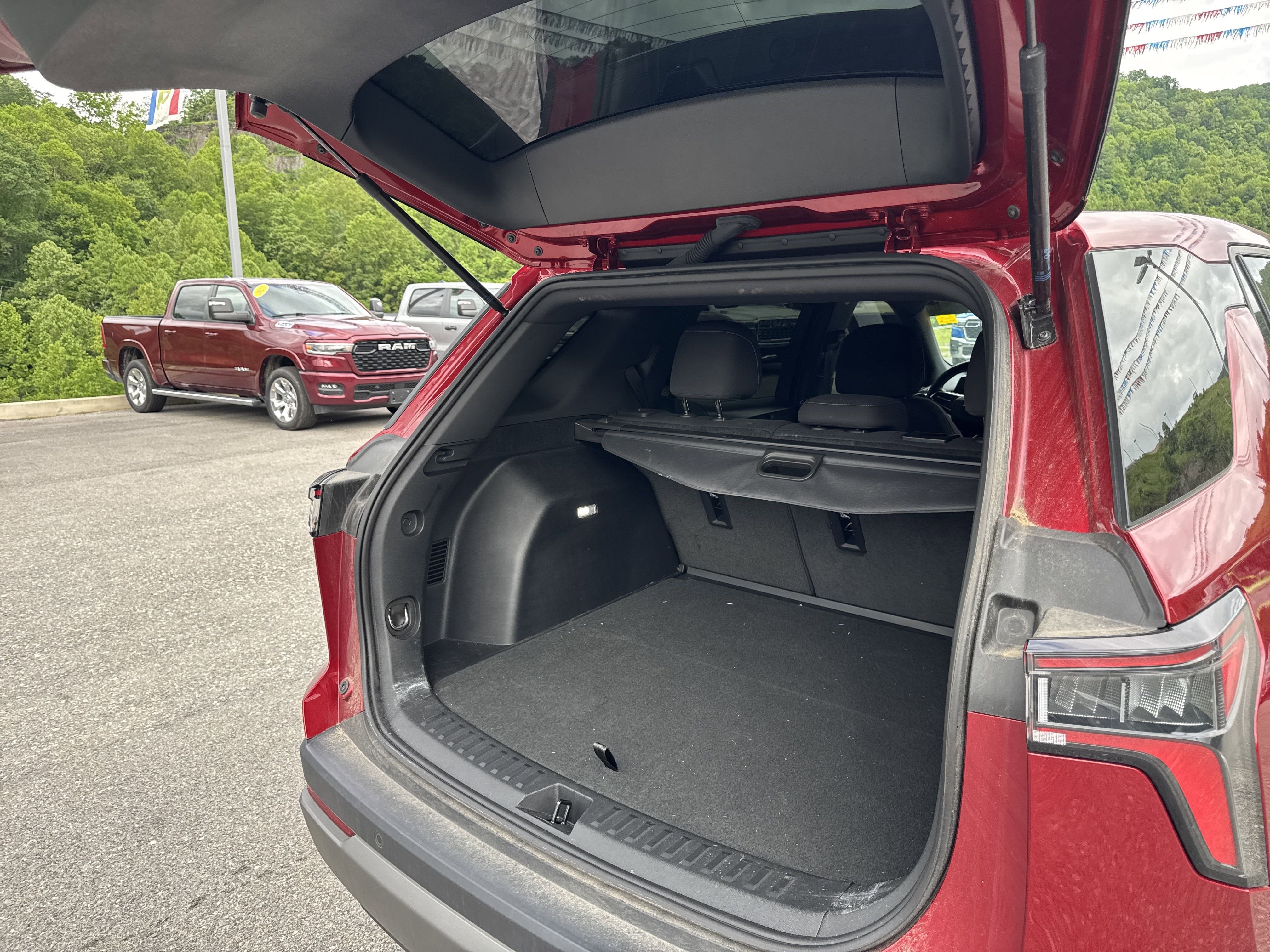 2025 Chevrolet Equinox AWD LT