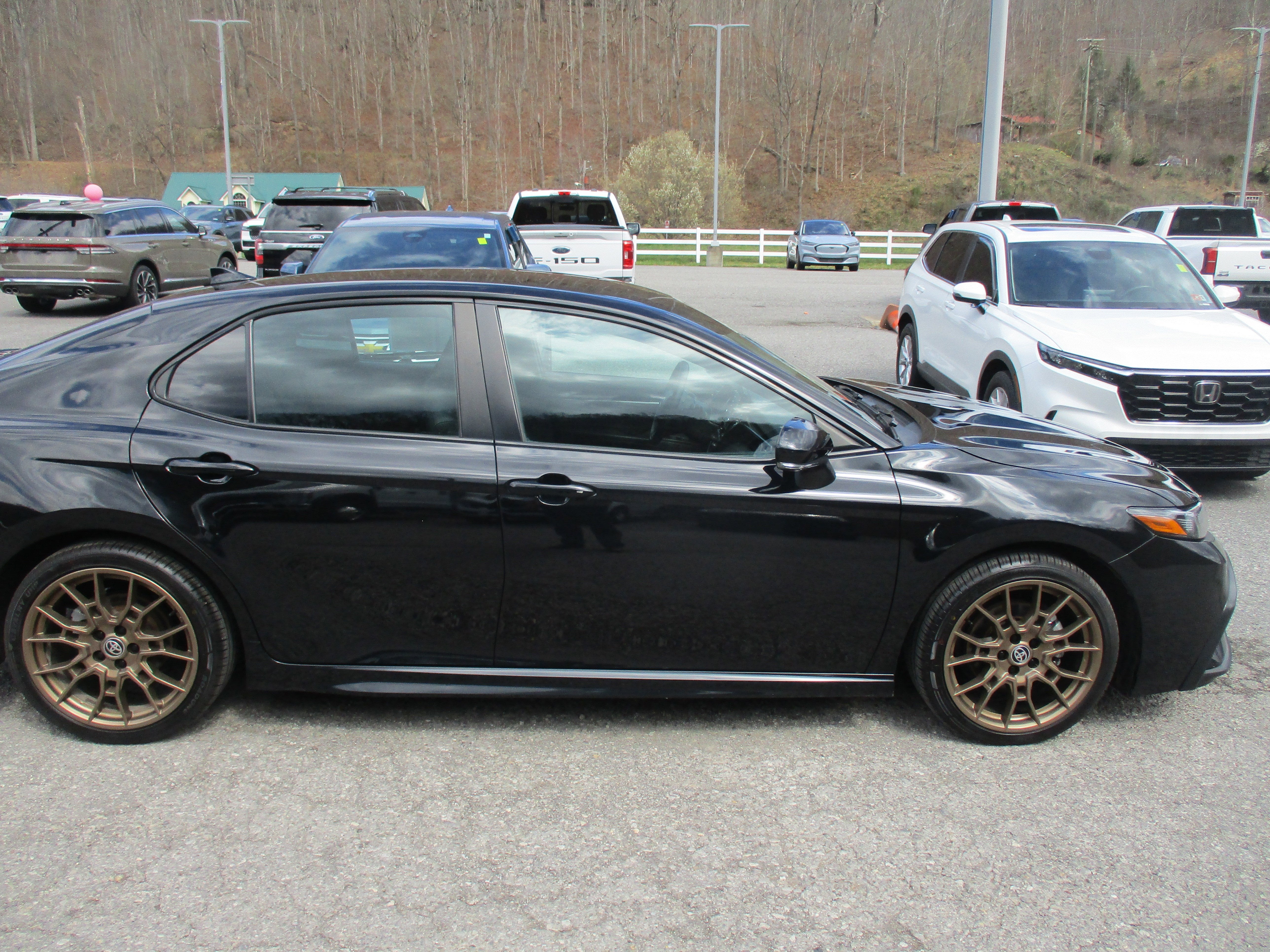 2023 Toyota Camry SE Nightshade