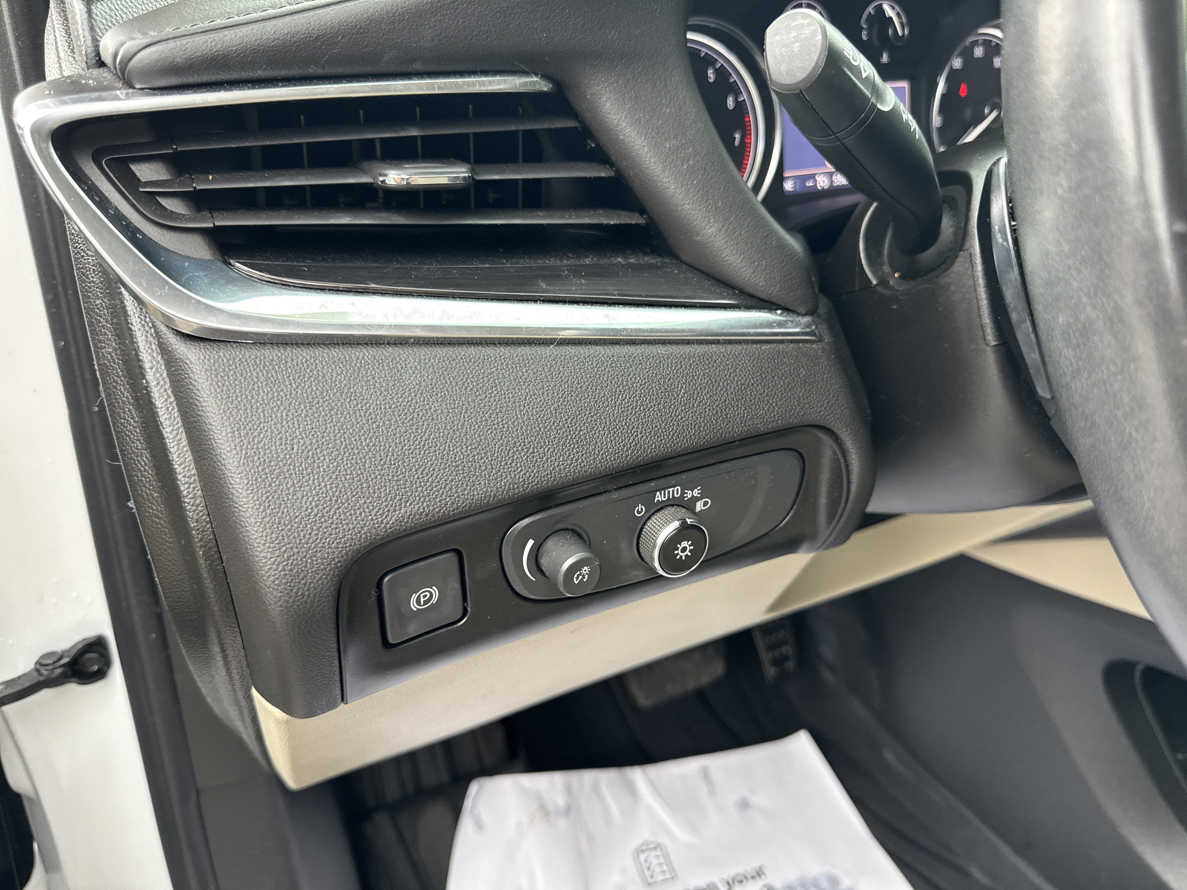 2021 Buick Enclave Essence