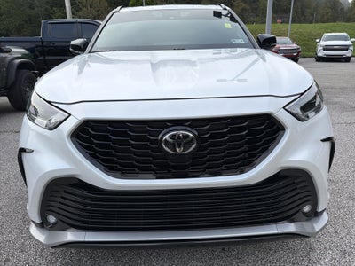 2024 Toyota Highlander LE