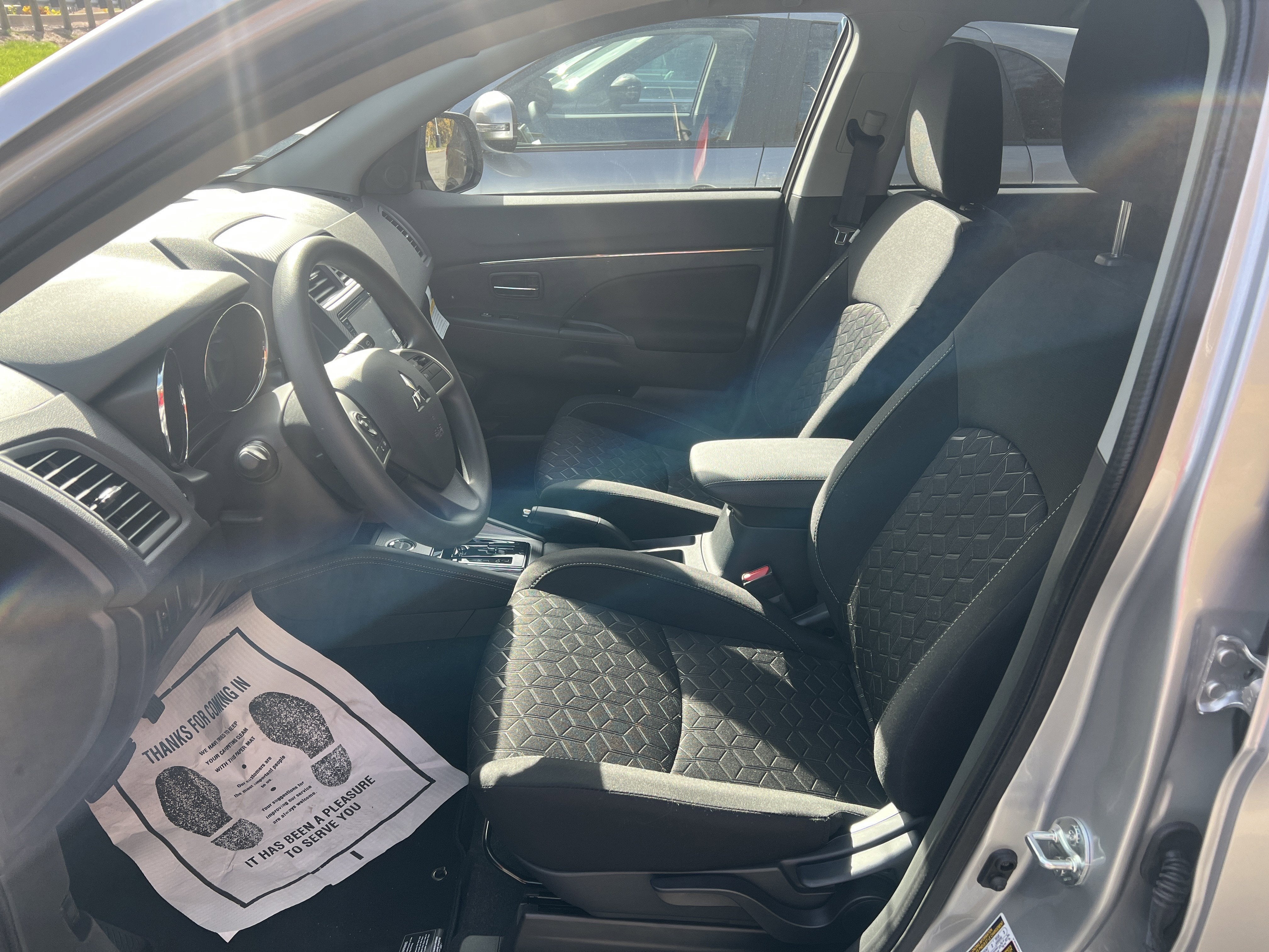 2025 Mitsubishi Outlander Sport ES