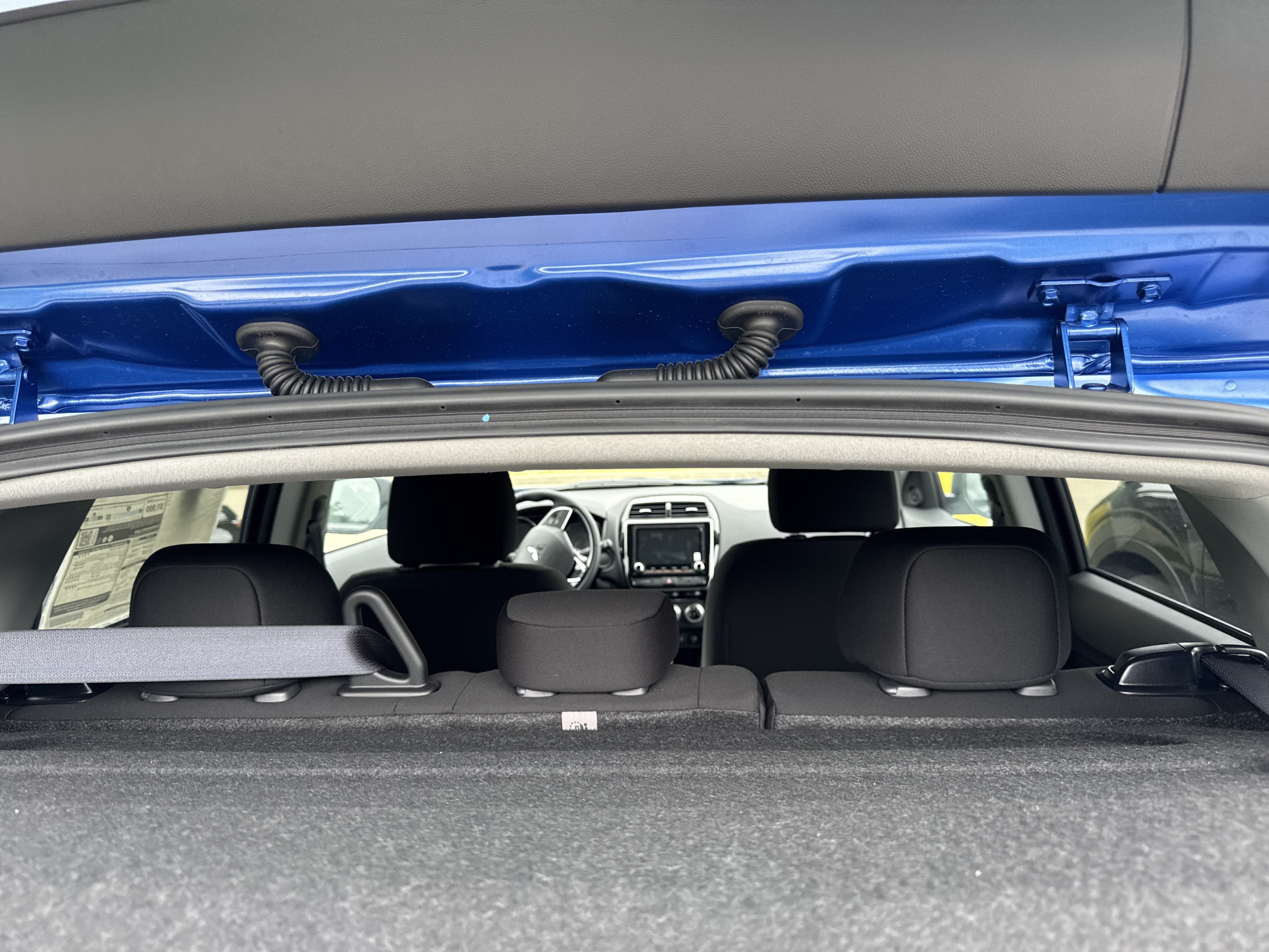 2026 Mitsubishi Outlander Sport LE