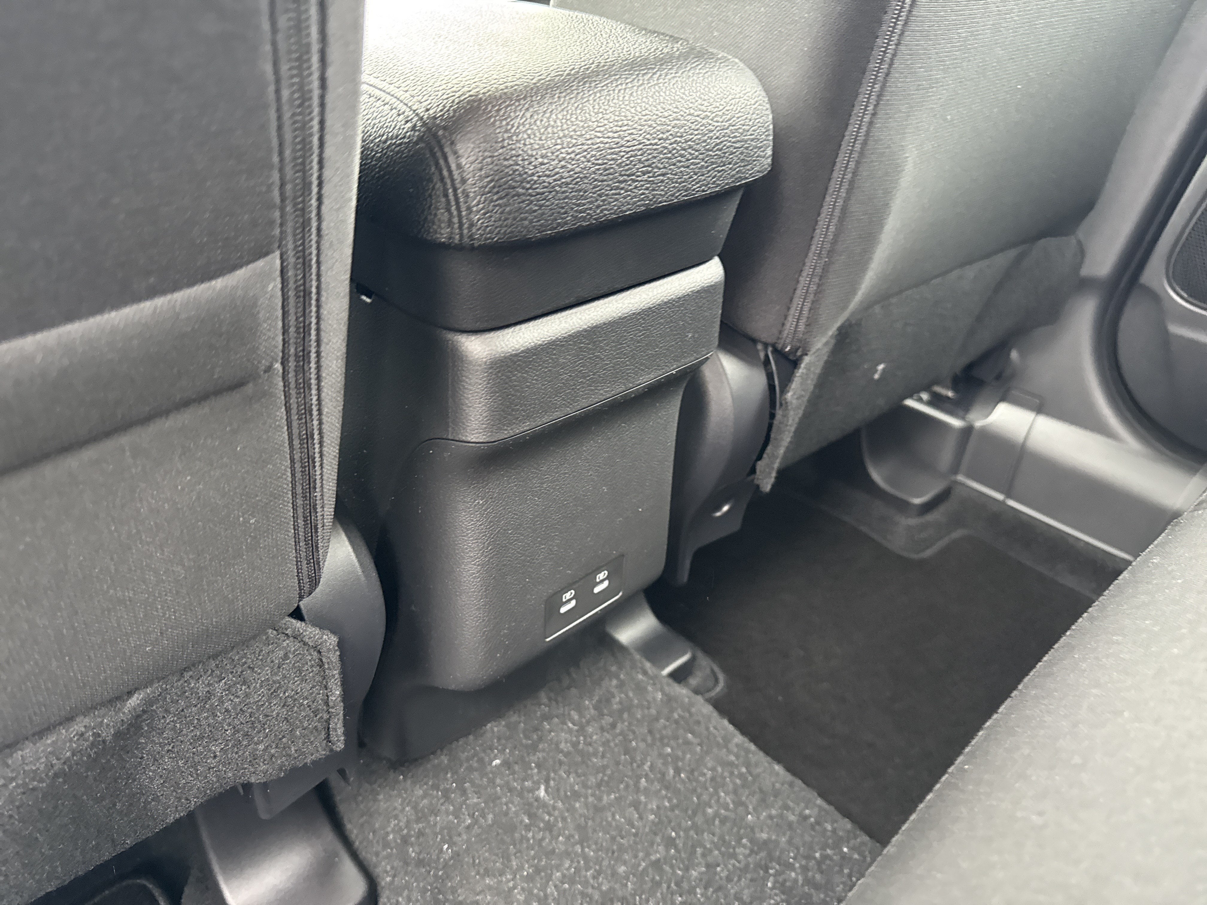 2026 Mitsubishi Outlander Sport LE