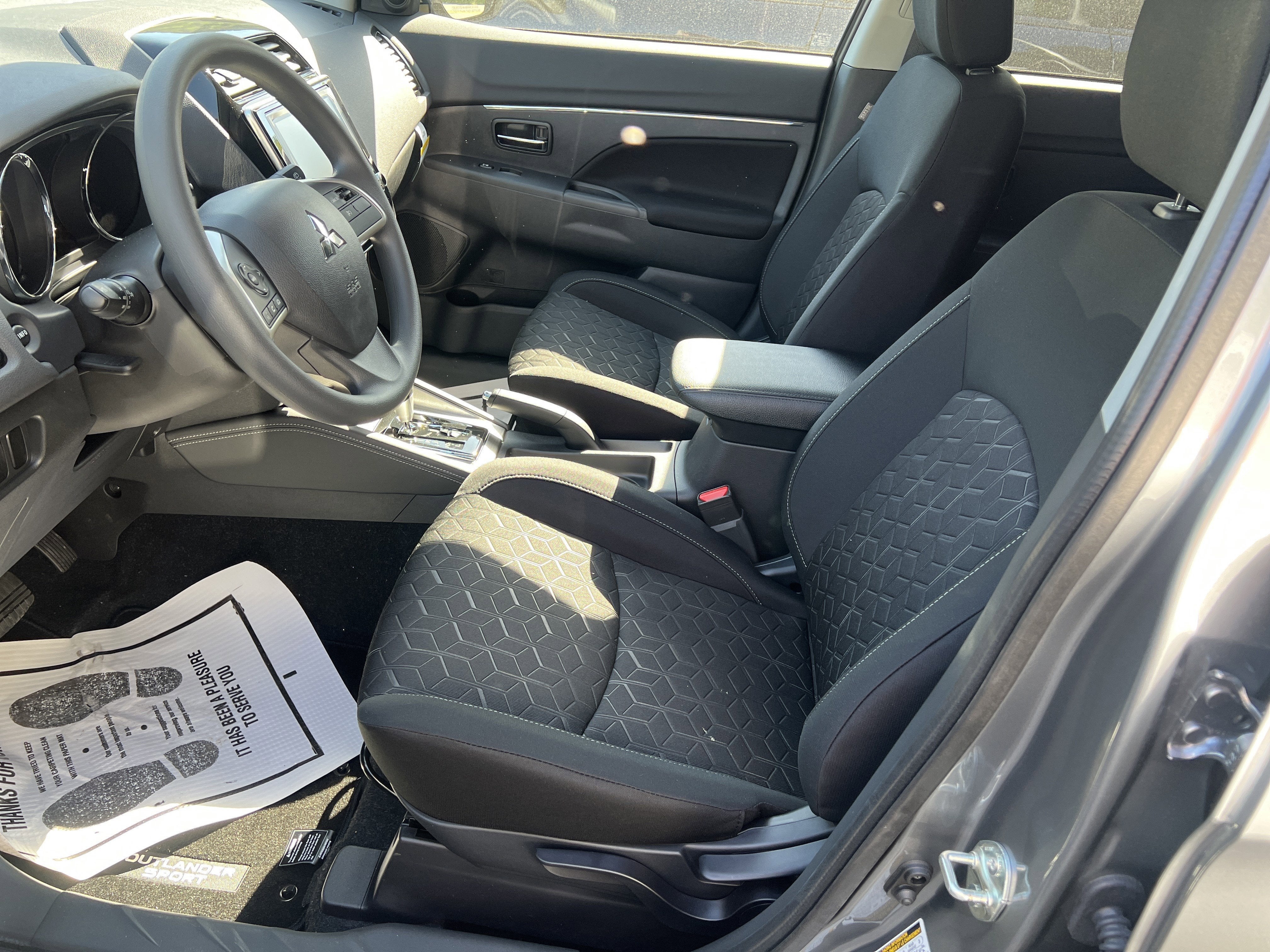2026 Mitsubishi Outlander Sport ES