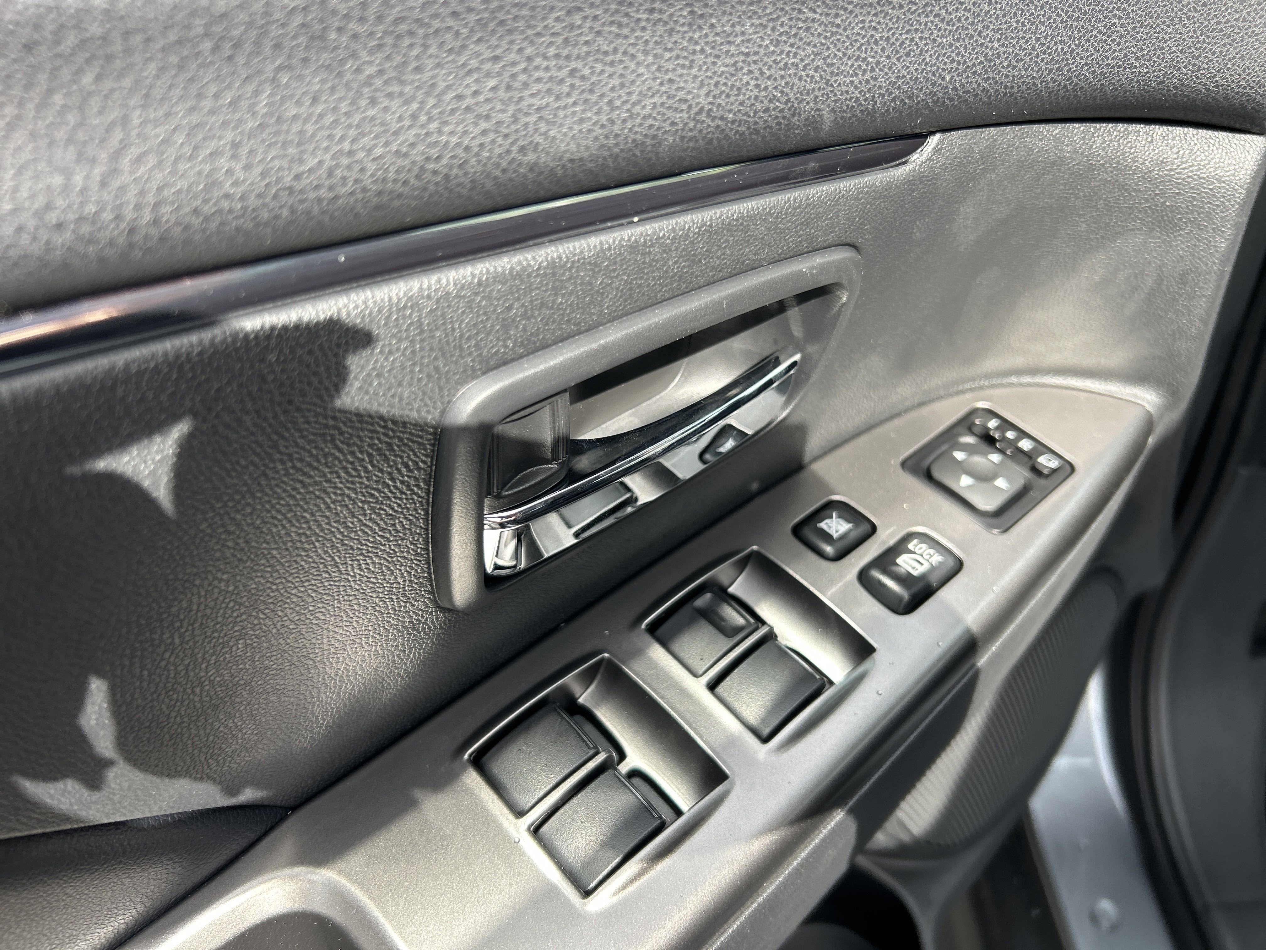 2025 Mitsubishi Outlander Sport SE