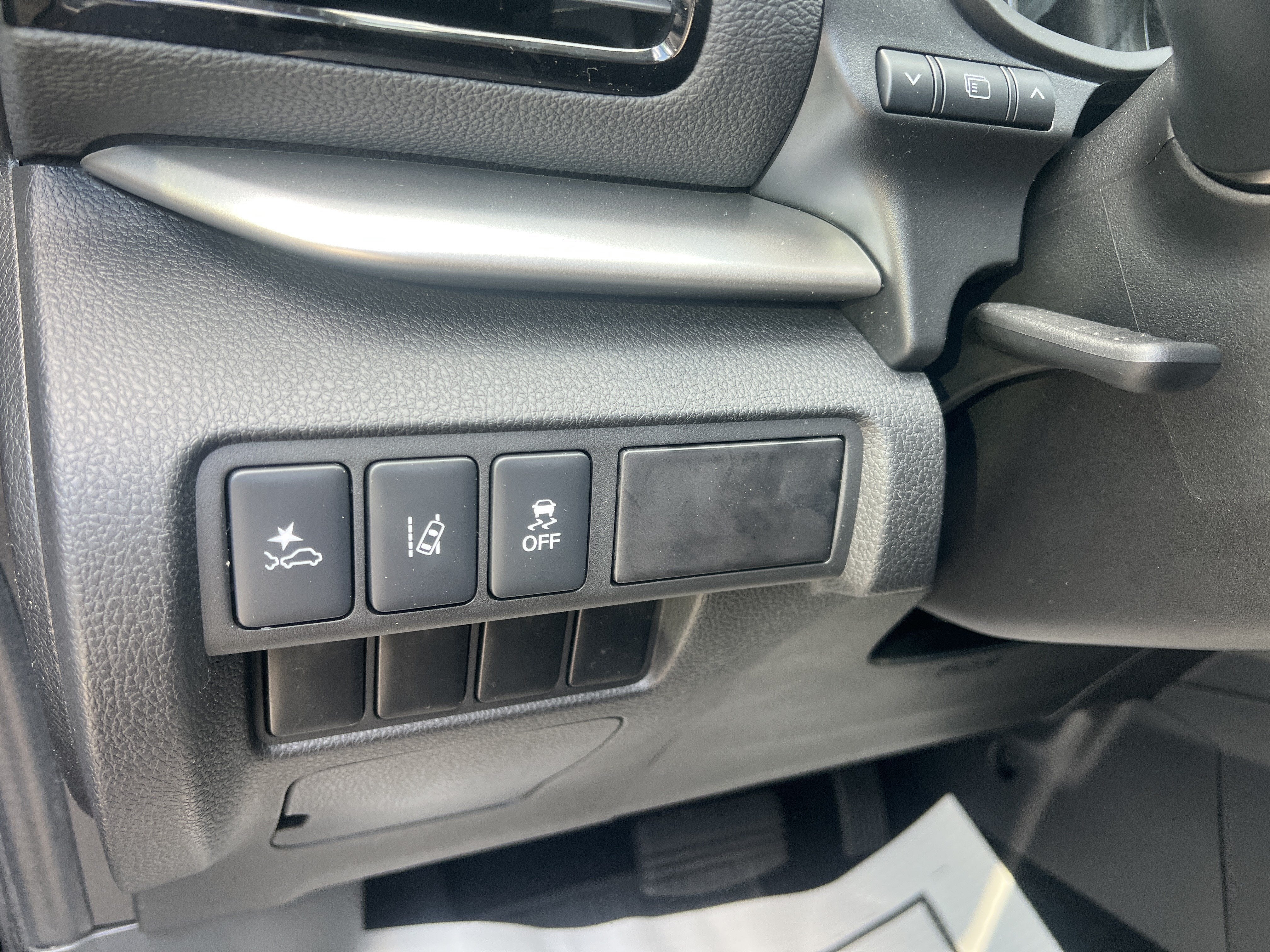 2026 Mitsubishi Eclipse Cross ES