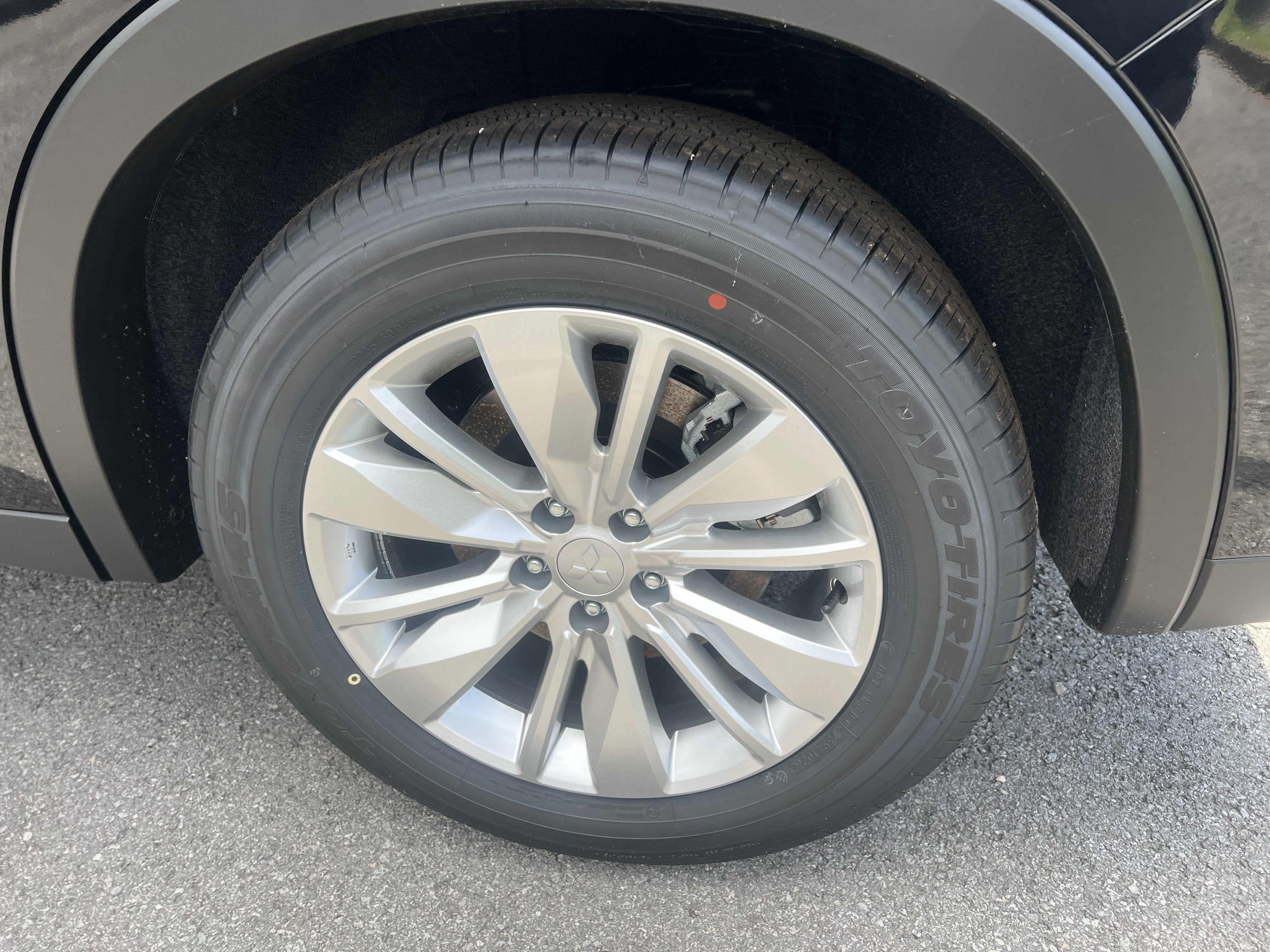 2026 Mitsubishi Outlander ES