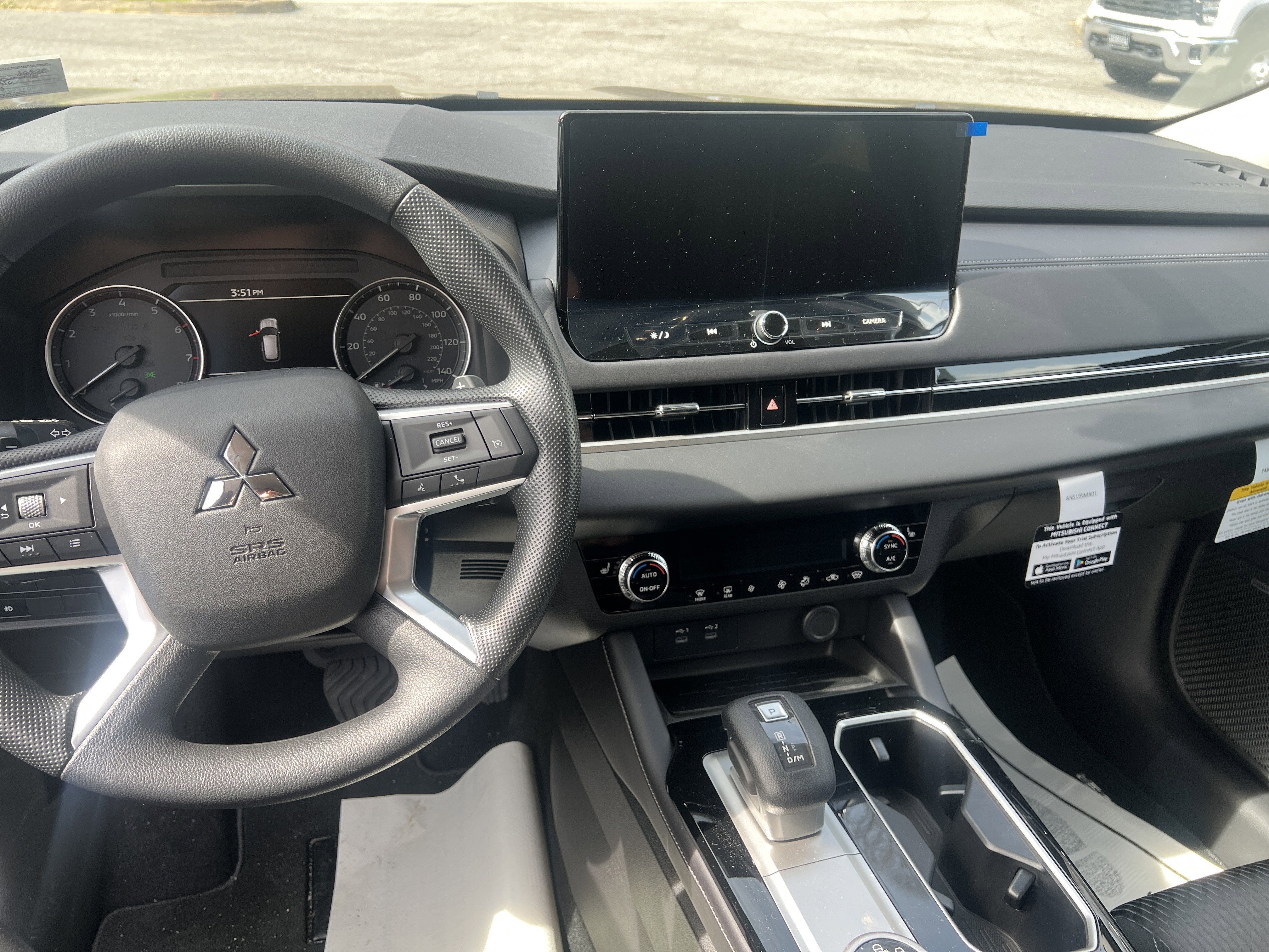 2026 Mitsubishi Outlander ES