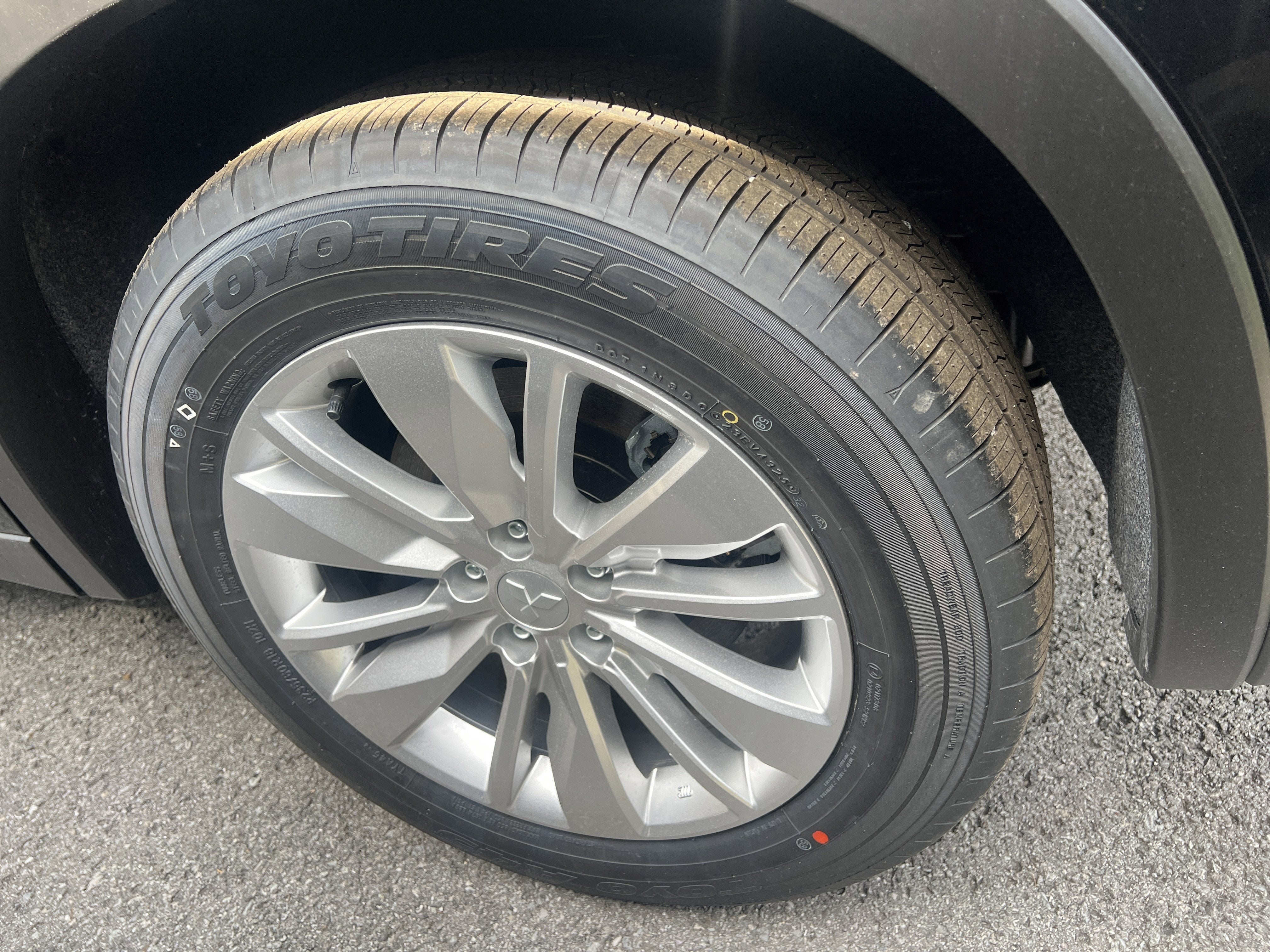 2026 Mitsubishi Outlander ES