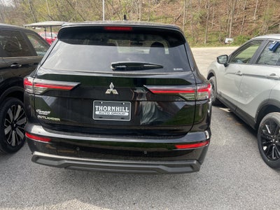 2026 Mitsubishi Outlander ES