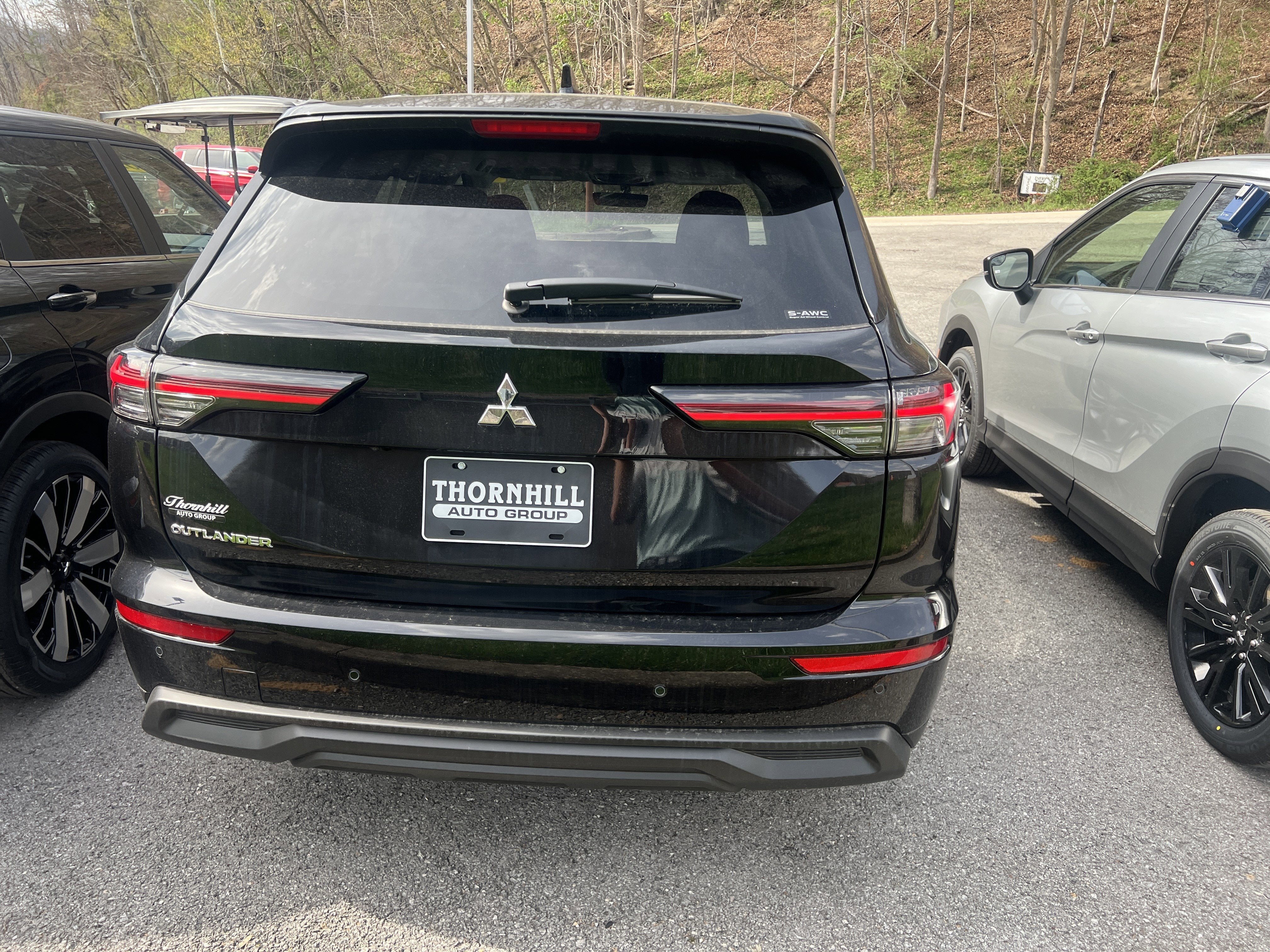2026 Mitsubishi Outlander ES