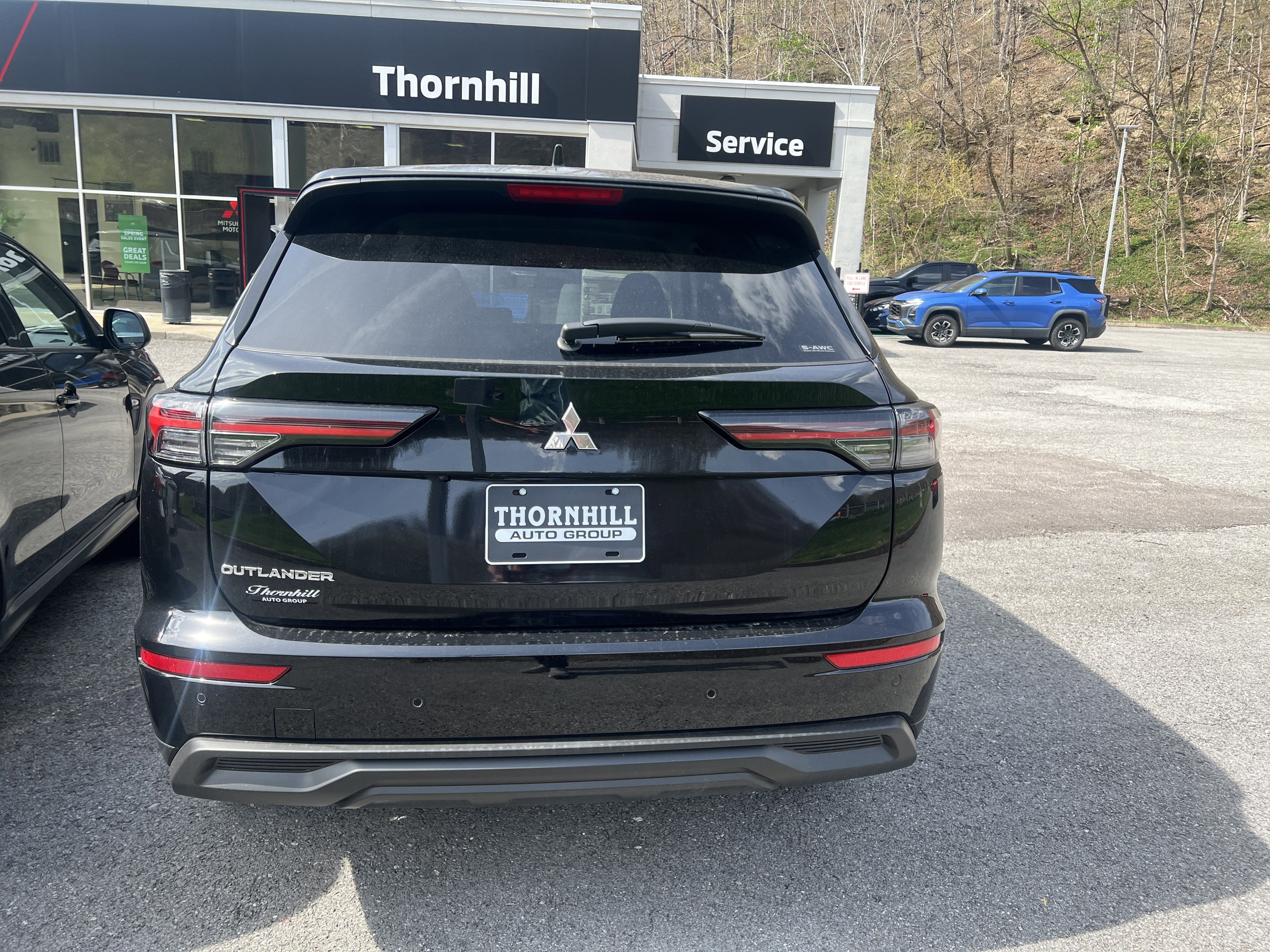 2026 Mitsubishi Outlander ES