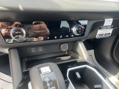 2026 Mitsubishi Outlander ES