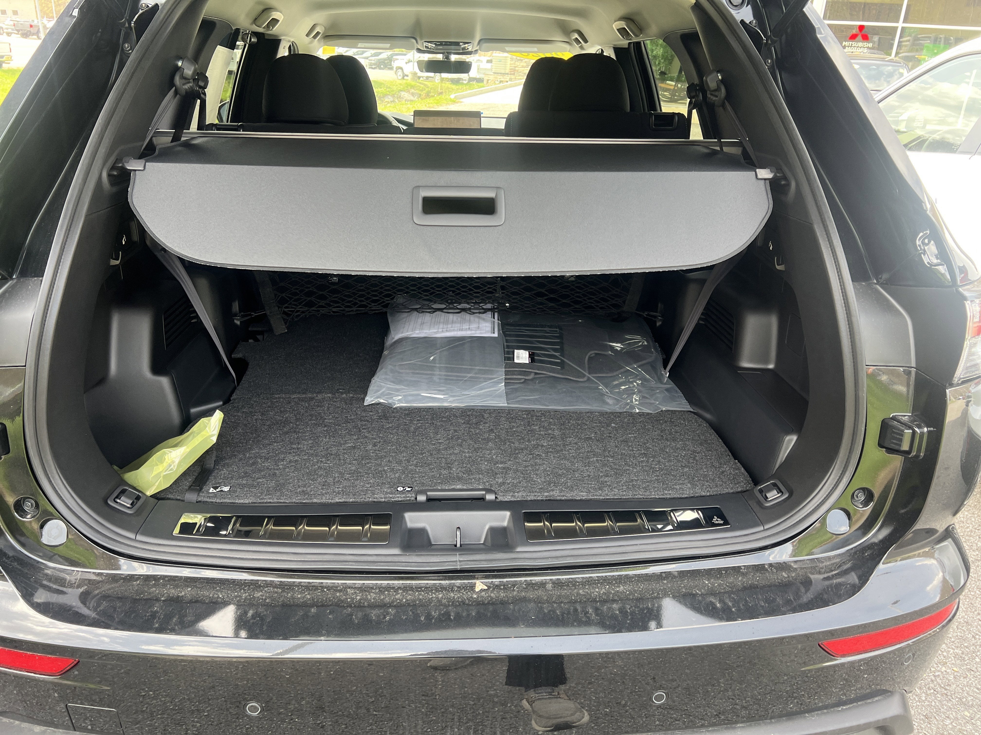 2026 Mitsubishi Outlander ES