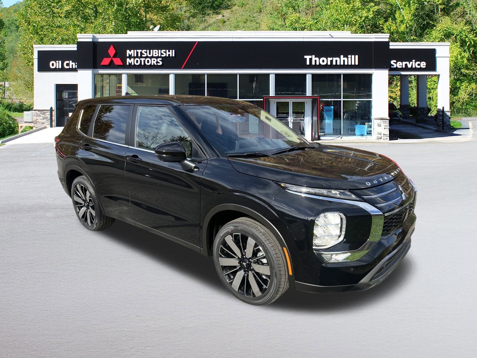 2025 Mitsubishi Outlander SE