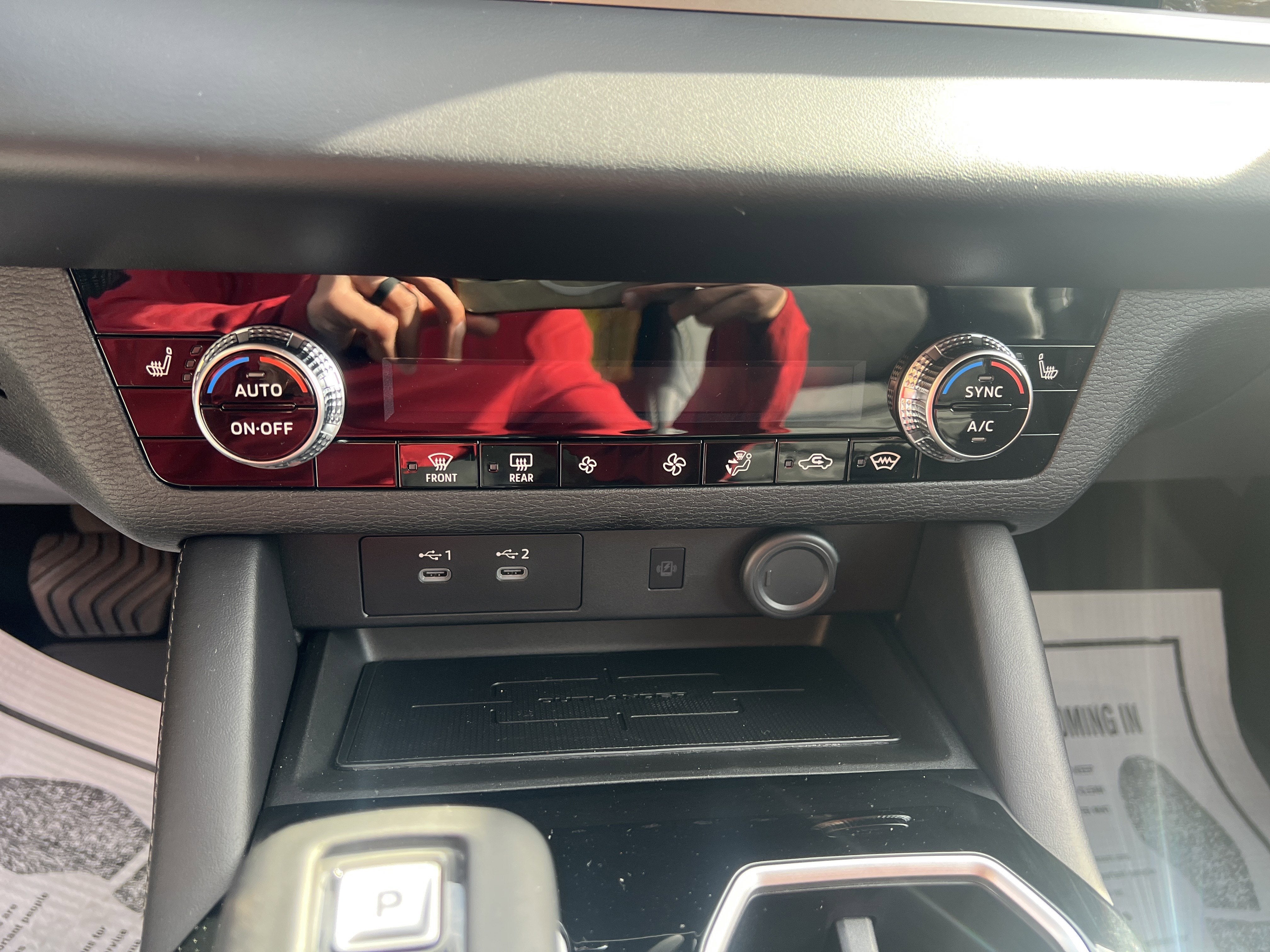 2025 Mitsubishi Outlander SE