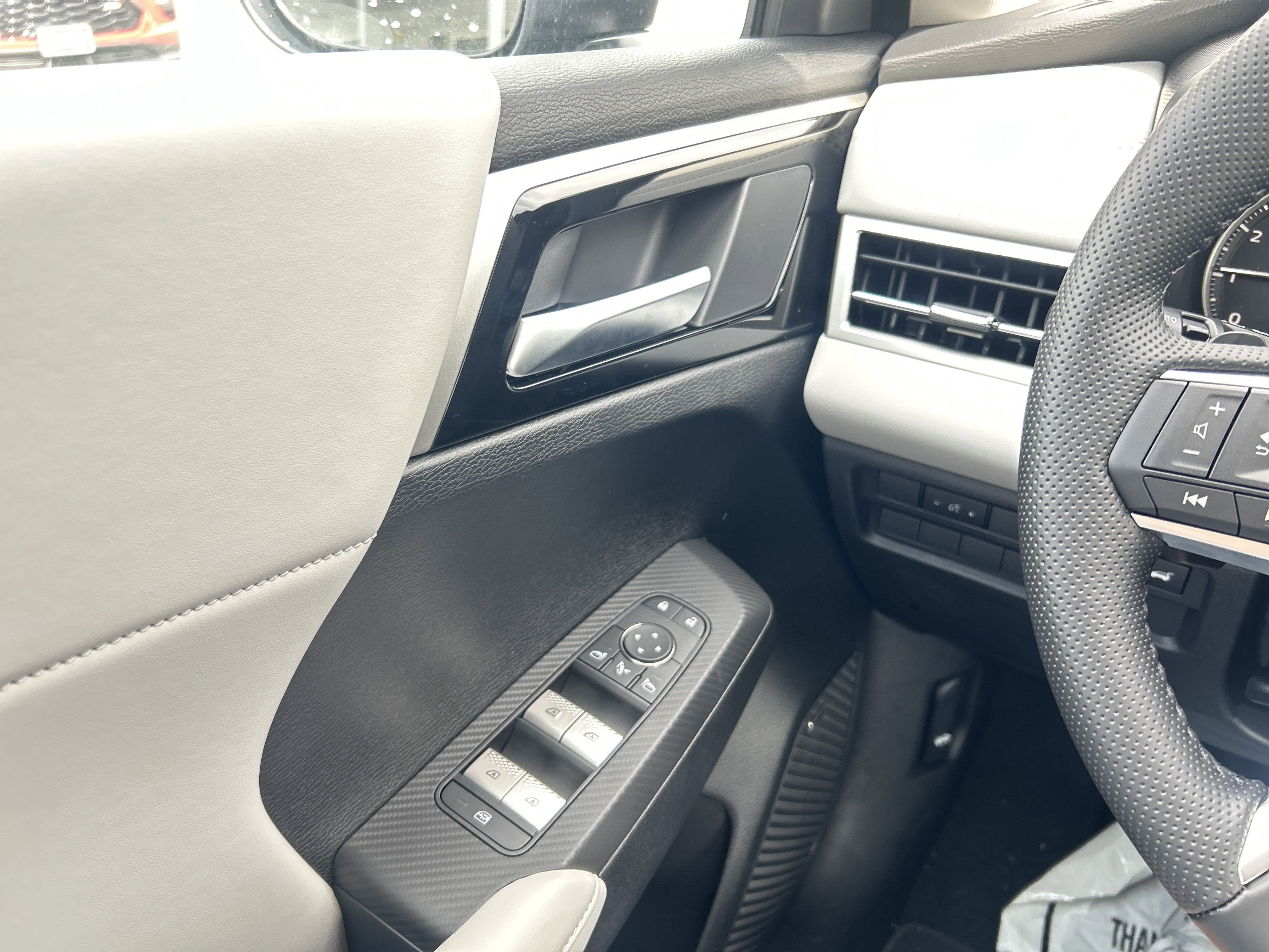 2025 Mitsubishi Outlander Trail Edition