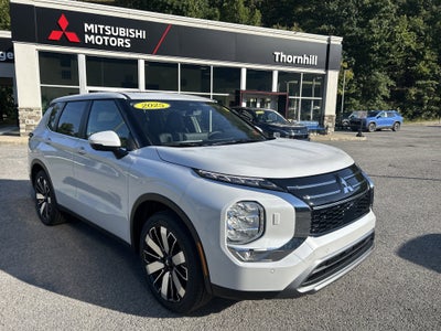 2025 Mitsubishi Outlander SE