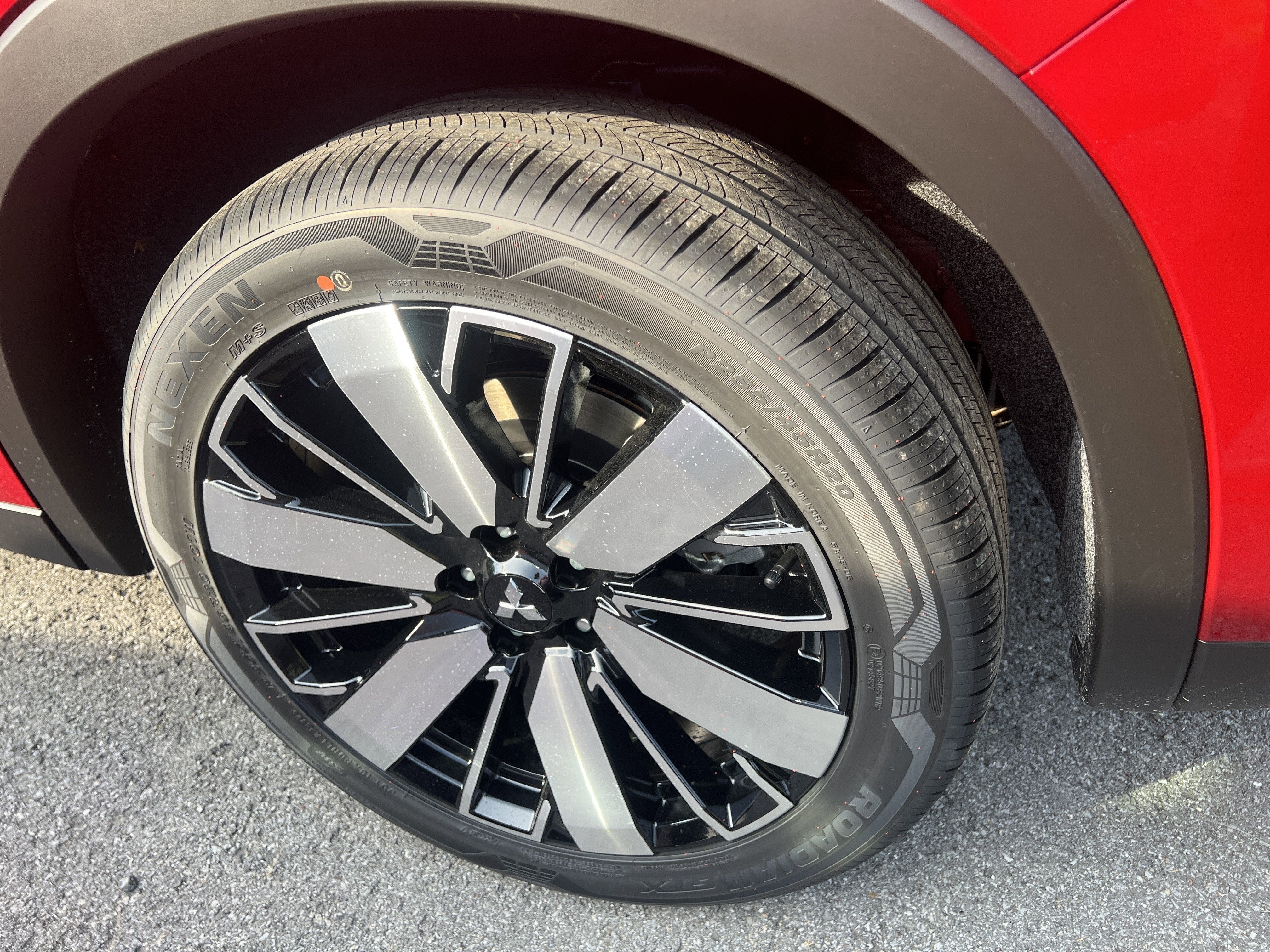2026 Mitsubishi Outlander SE