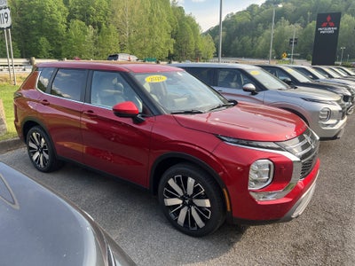 2026 Mitsubishi Outlander SE
