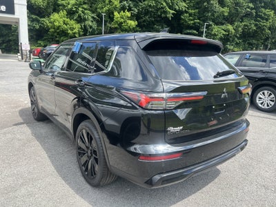 2026 Mitsubishi Outlander LE