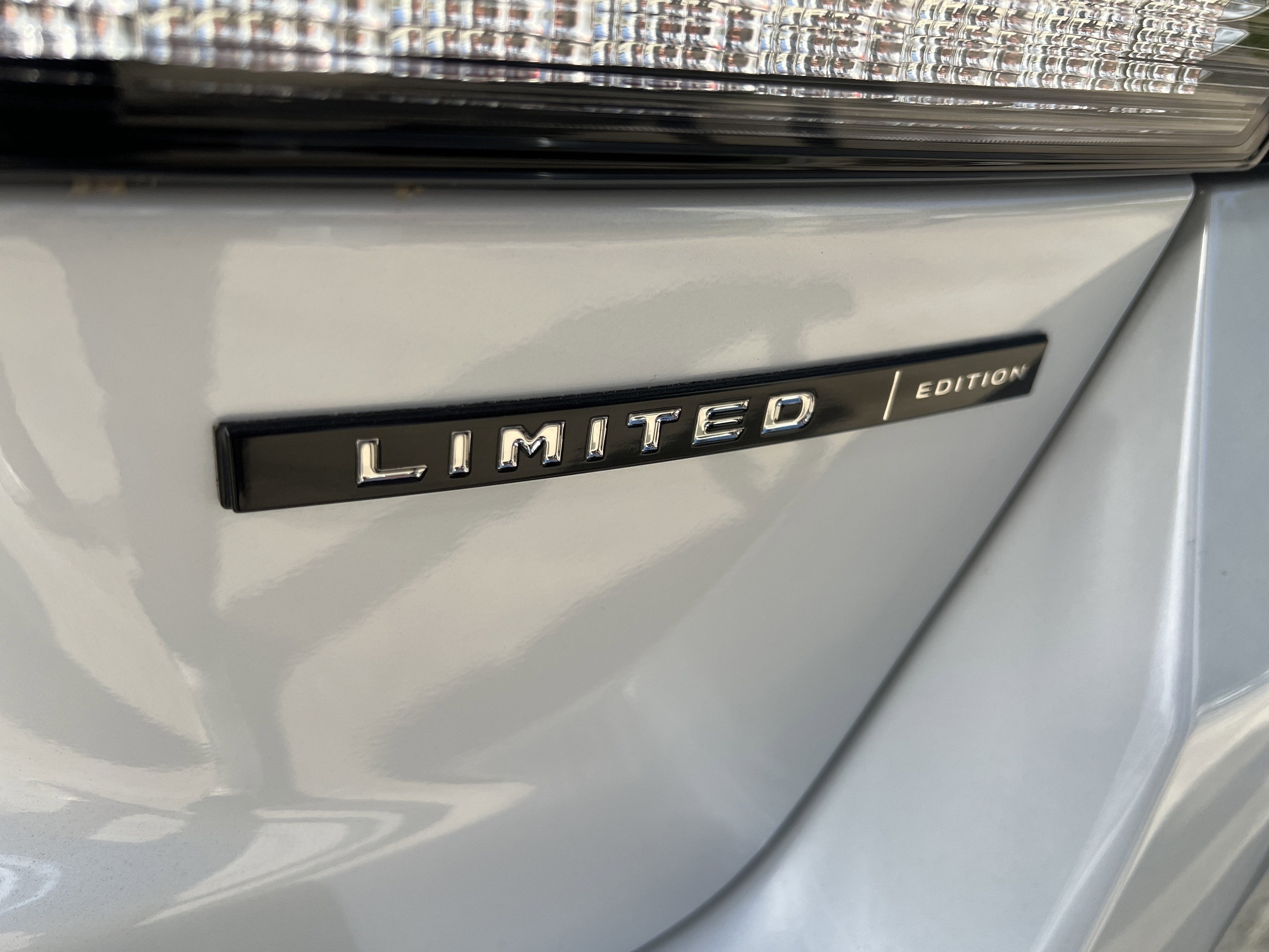 2026 Mitsubishi Outlander LE